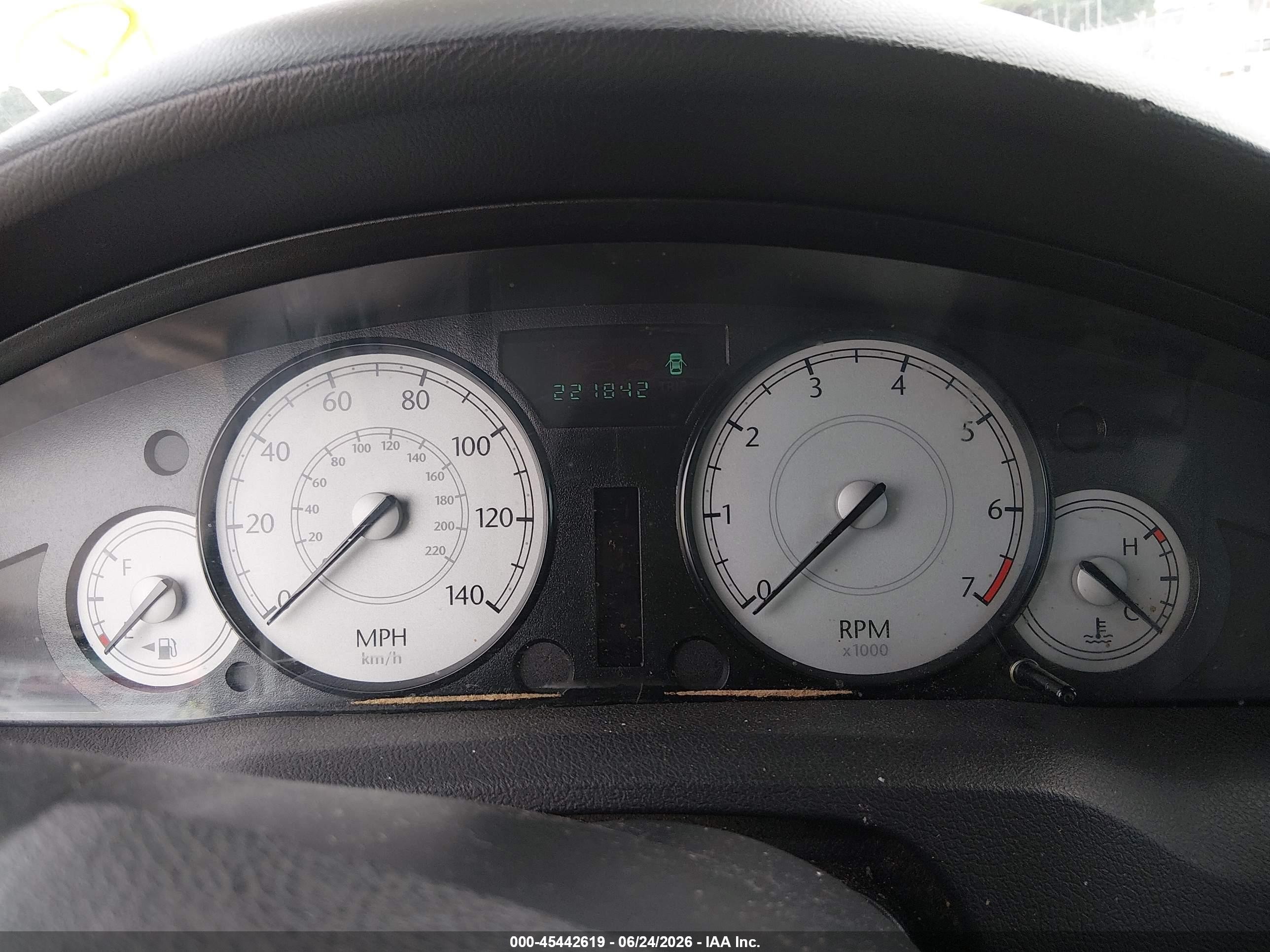 2007 Chrysler 300 Touring Silver vin: 2C3KA53G27H871164