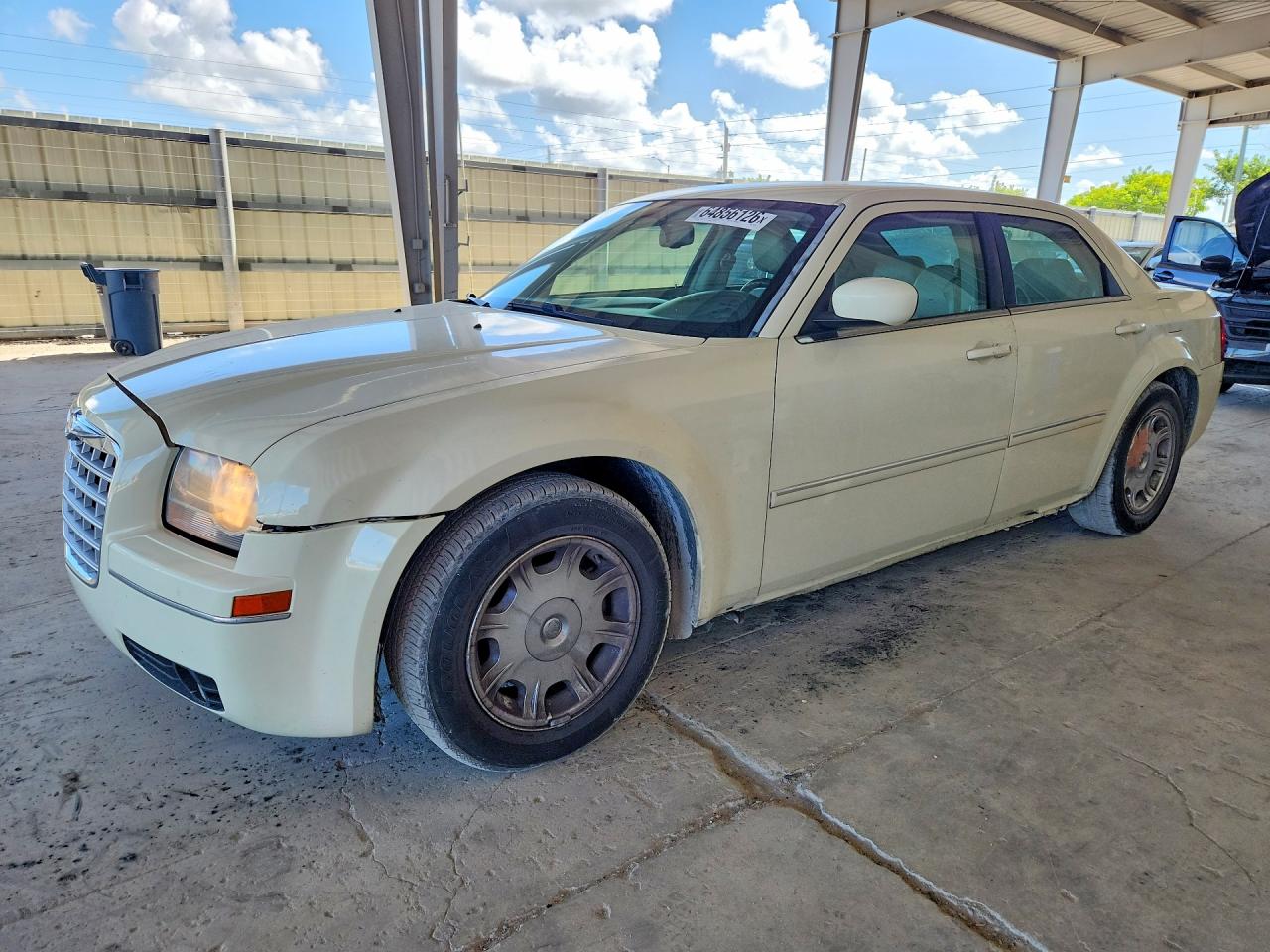 2006 Chrysler 300 Touring White vin: 2C3KA53G36H208412