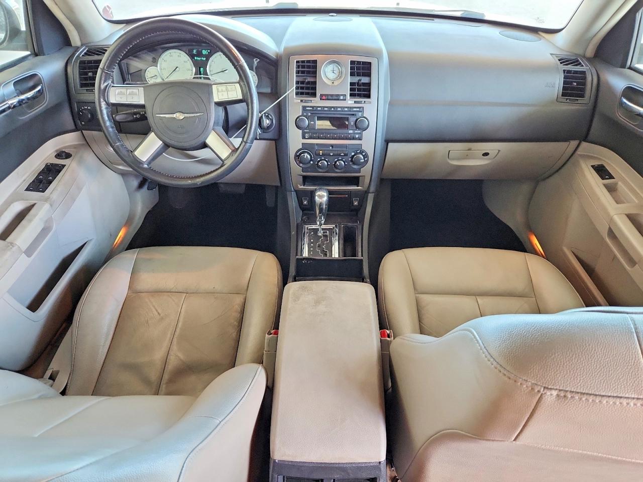 2006 Chrysler 300 Touring White vin: 2C3KA53G36H208412