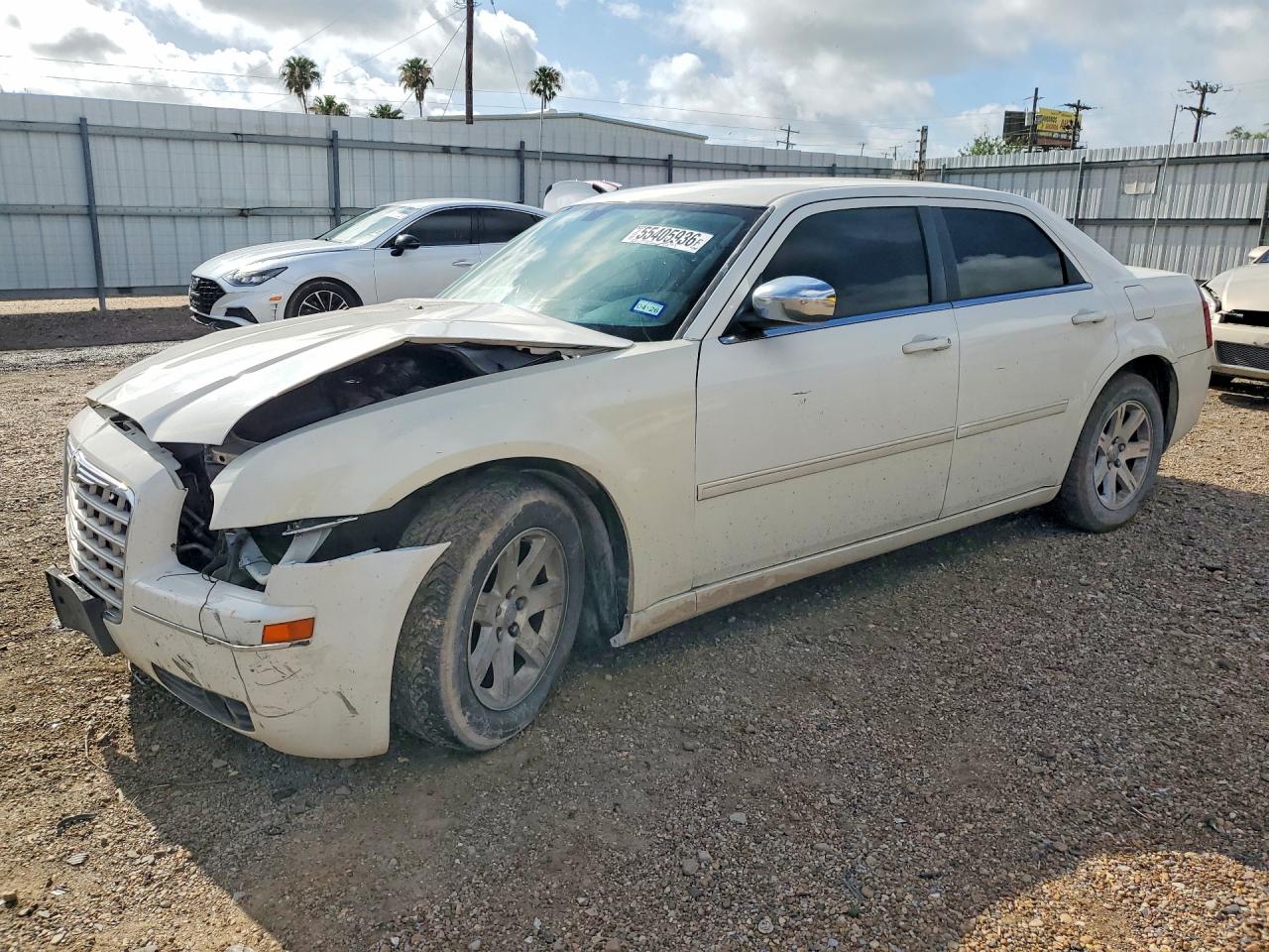 2006 Chrysler 300 Touring White vin: 2C3KA53G36H411462