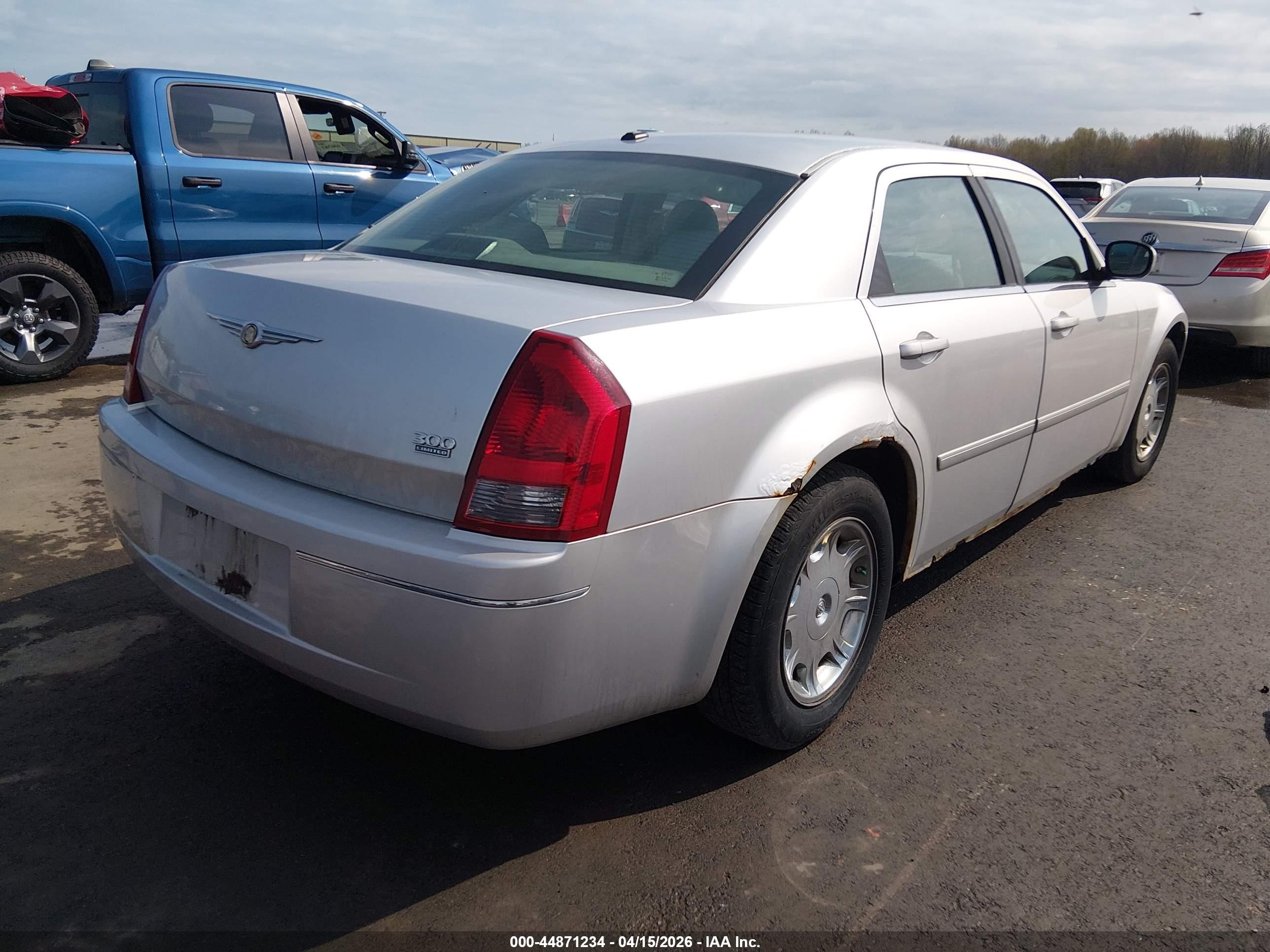 2006 Chrysler 300 Touring Silver vin: 2C3KA53G36H529463