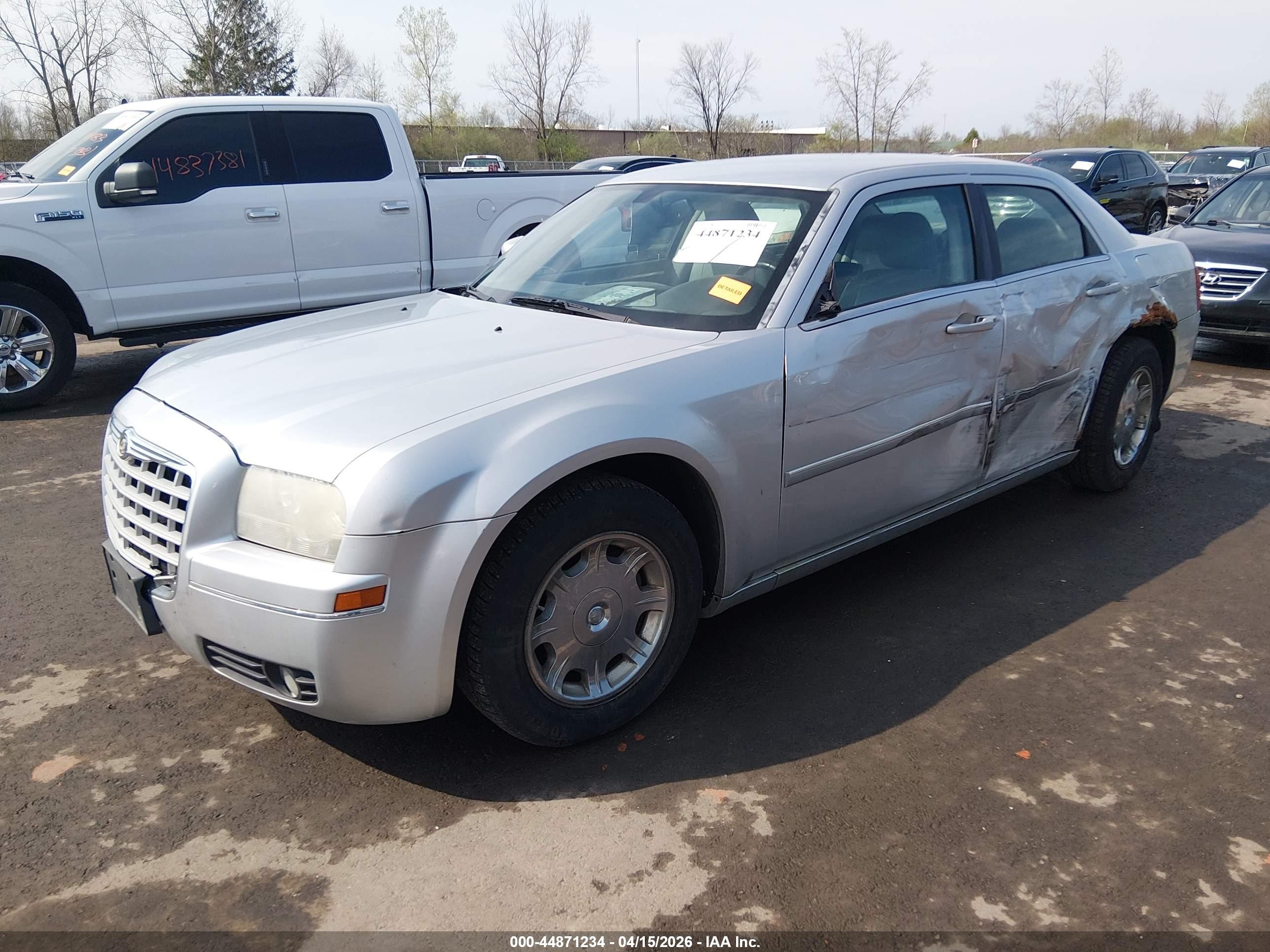 2006 Chrysler 300 Touring Silver vin: 2C3KA53G36H529463