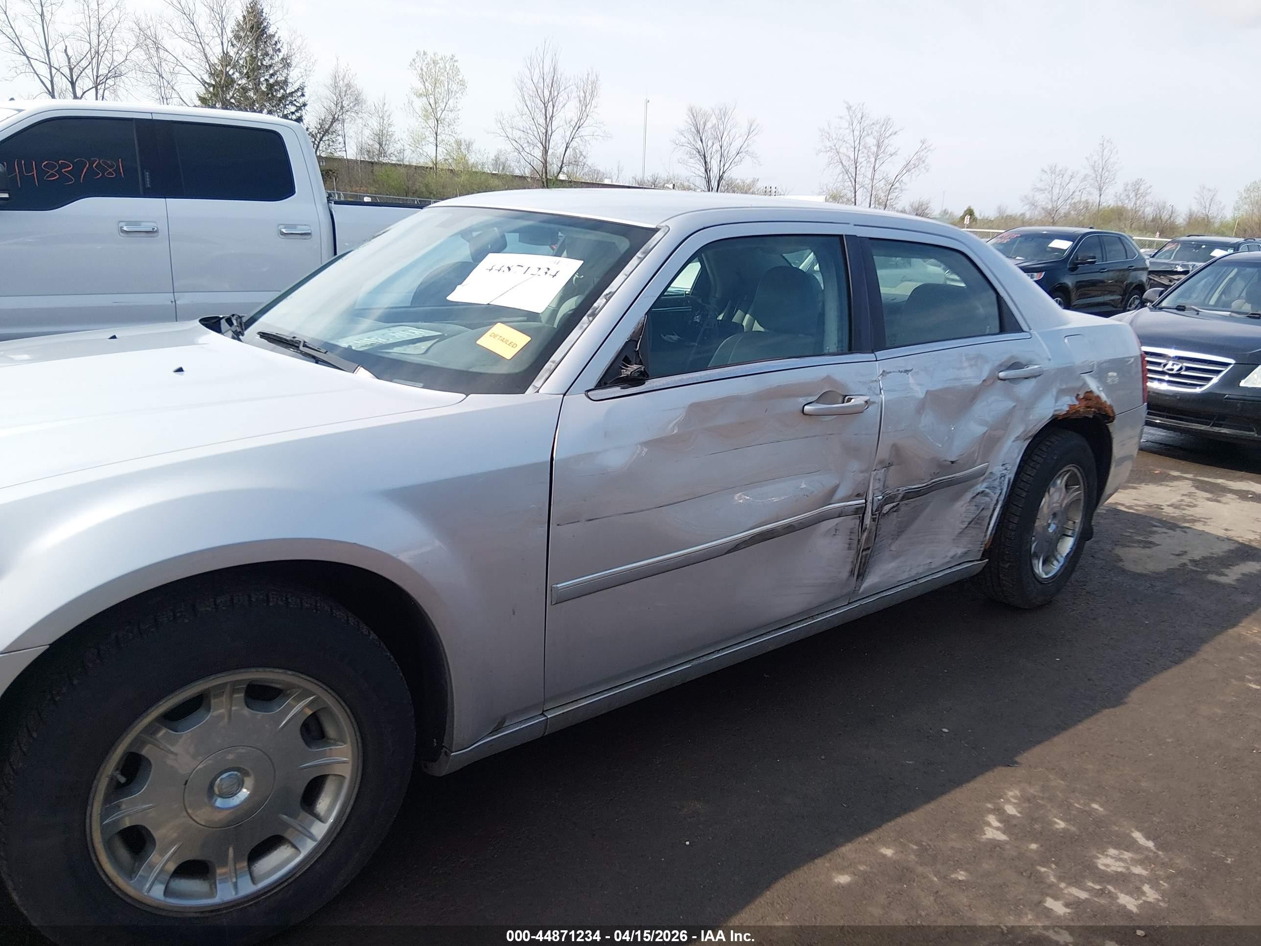 2006 Chrysler 300 Touring Silver vin: 2C3KA53G36H529463
