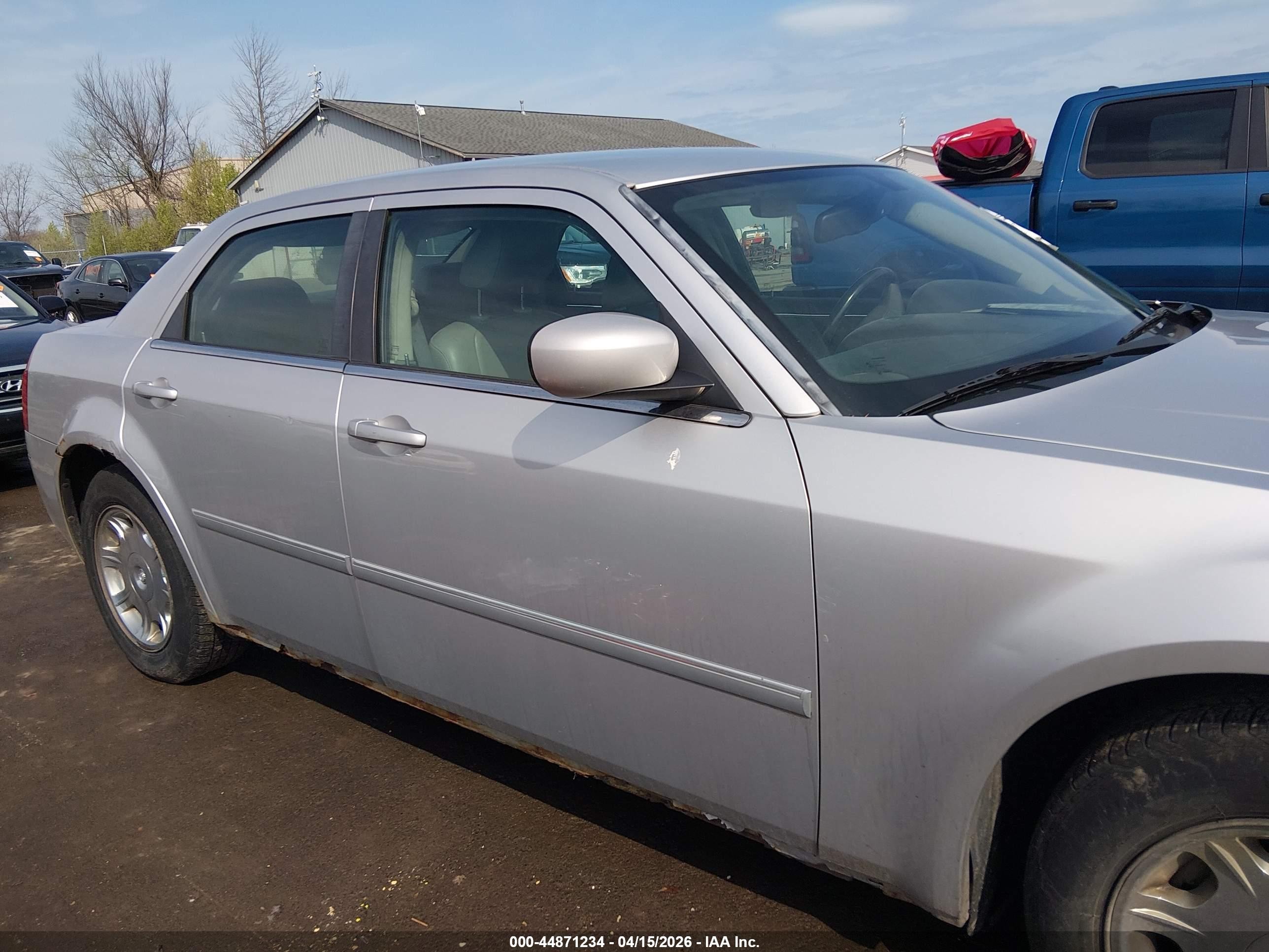 2006 Chrysler 300 Touring Silver vin: 2C3KA53G36H529463
