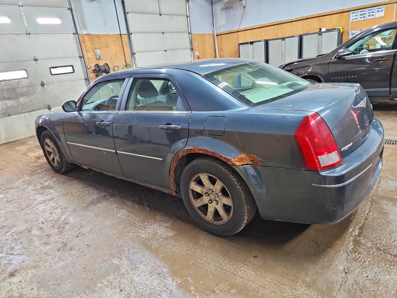 2007 Chrysler 300 Touring Gray vin: 2C3KA53G37H711150