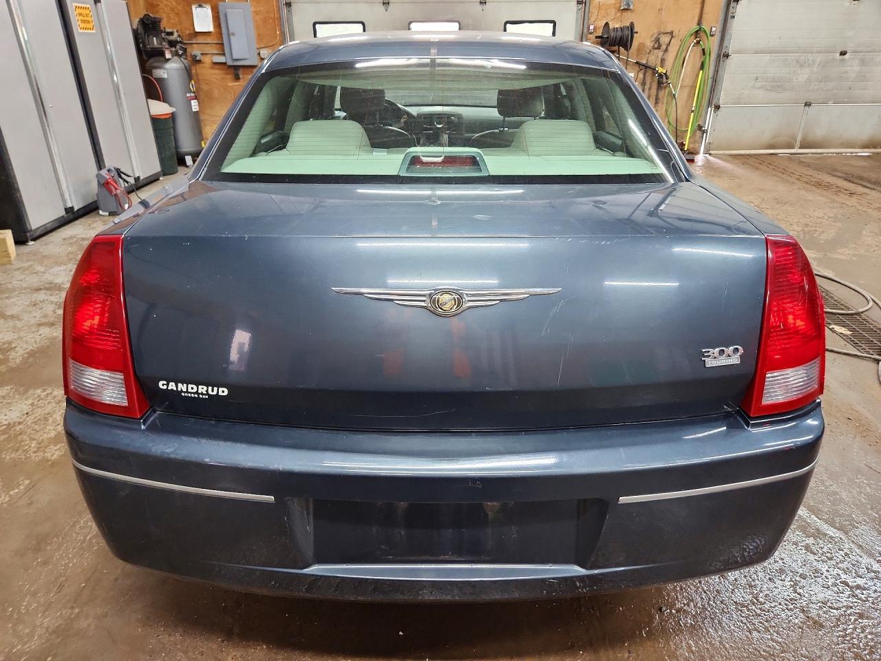 2007 Chrysler 300 Touring Gray vin: 2C3KA53G37H711150