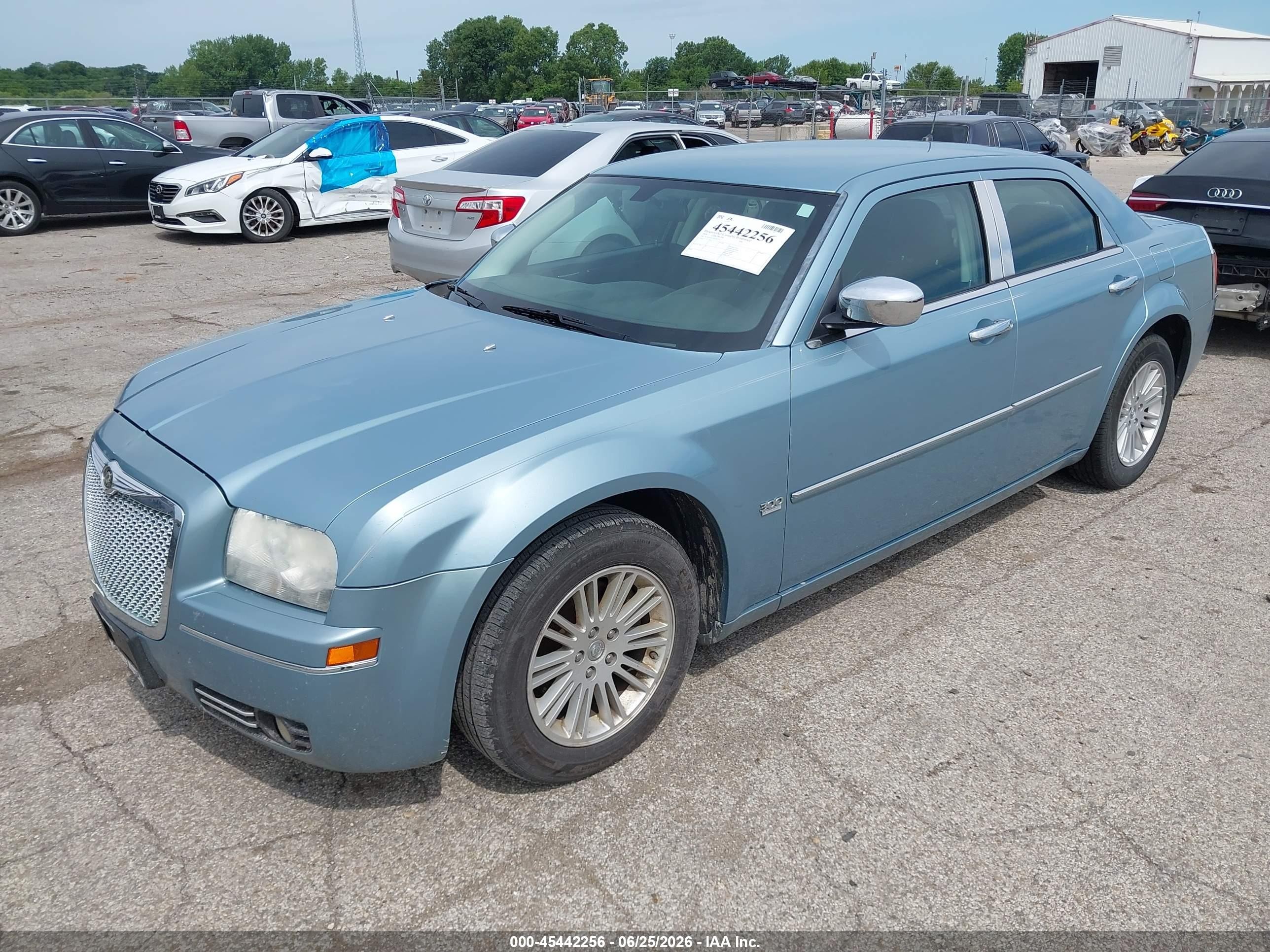 2008 Chrysler 300 Touring Light Blue vin: 2C3KA53G38H267771