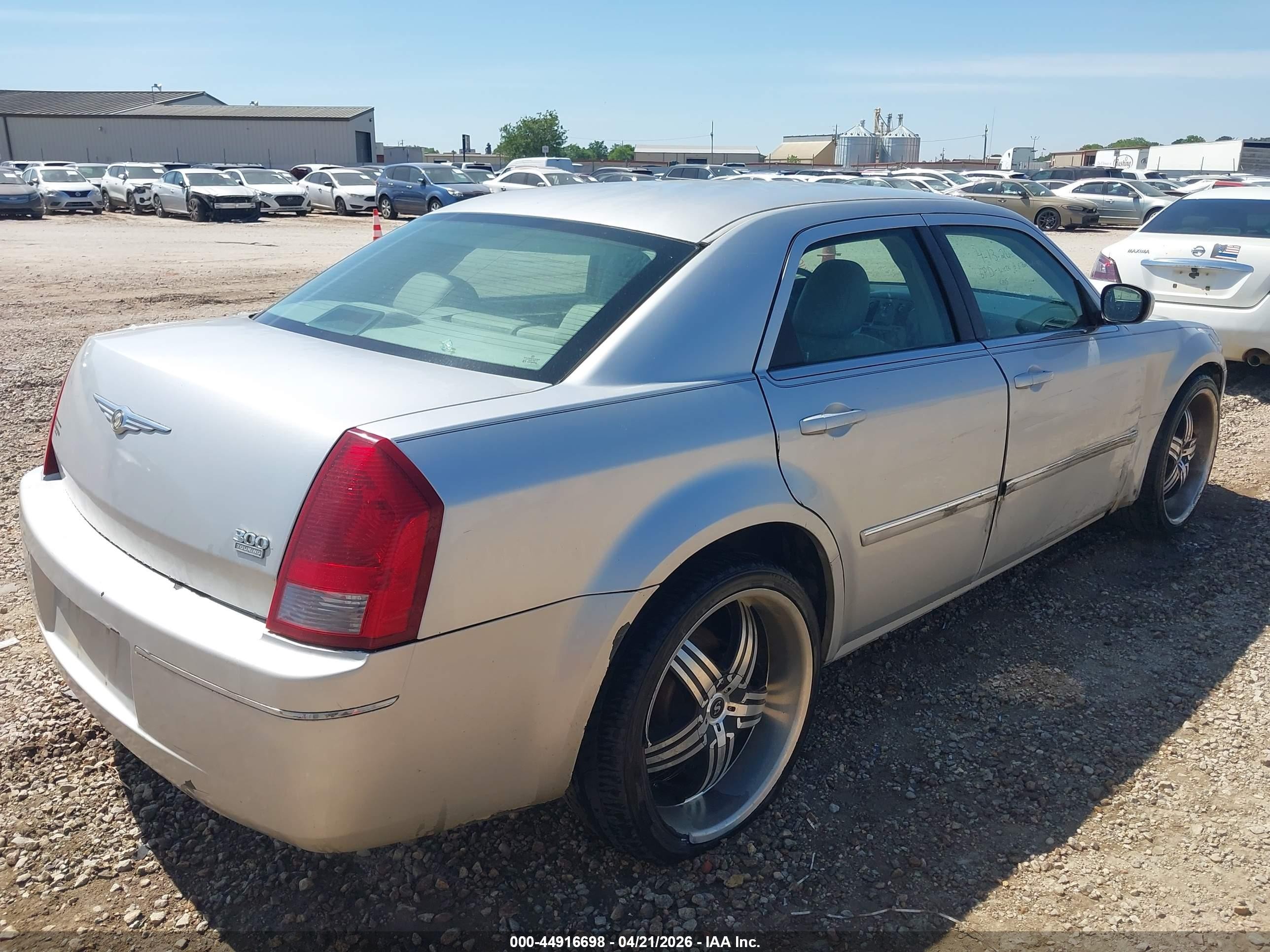 2006 Chrysler 300 Touring Silver vin: 2C3KA53G46H153985