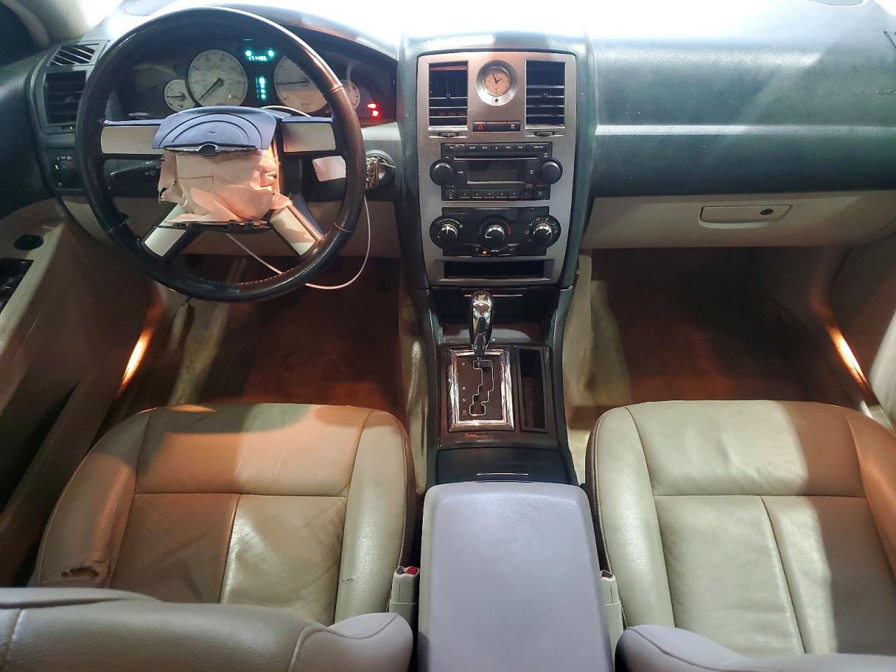 2006 Chrysler 300 Touring Белый vin: 2C3KA53G46H226482