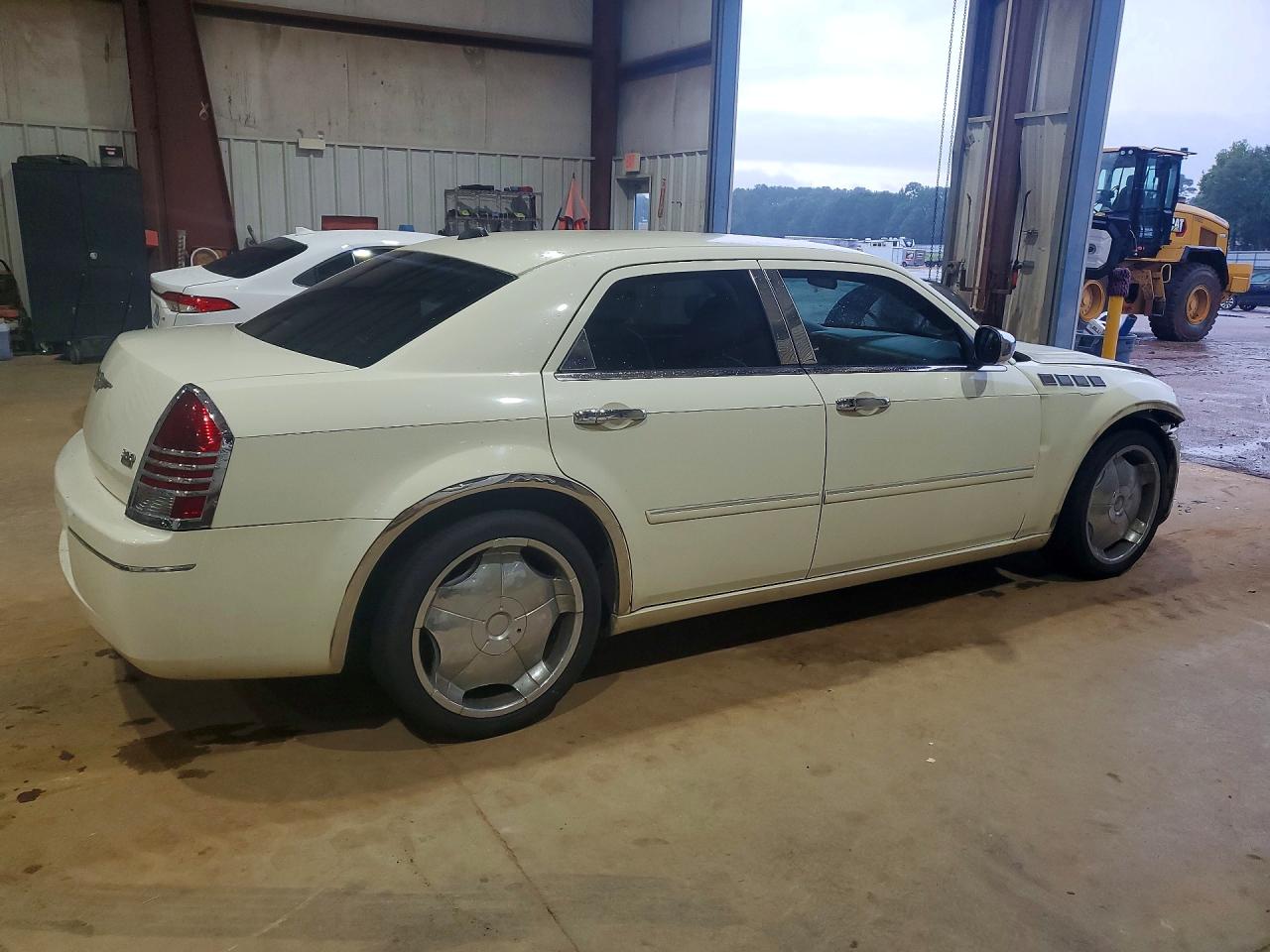 2006 Chrysler 300 Touring Белый vin: 2C3KA53G46H226482