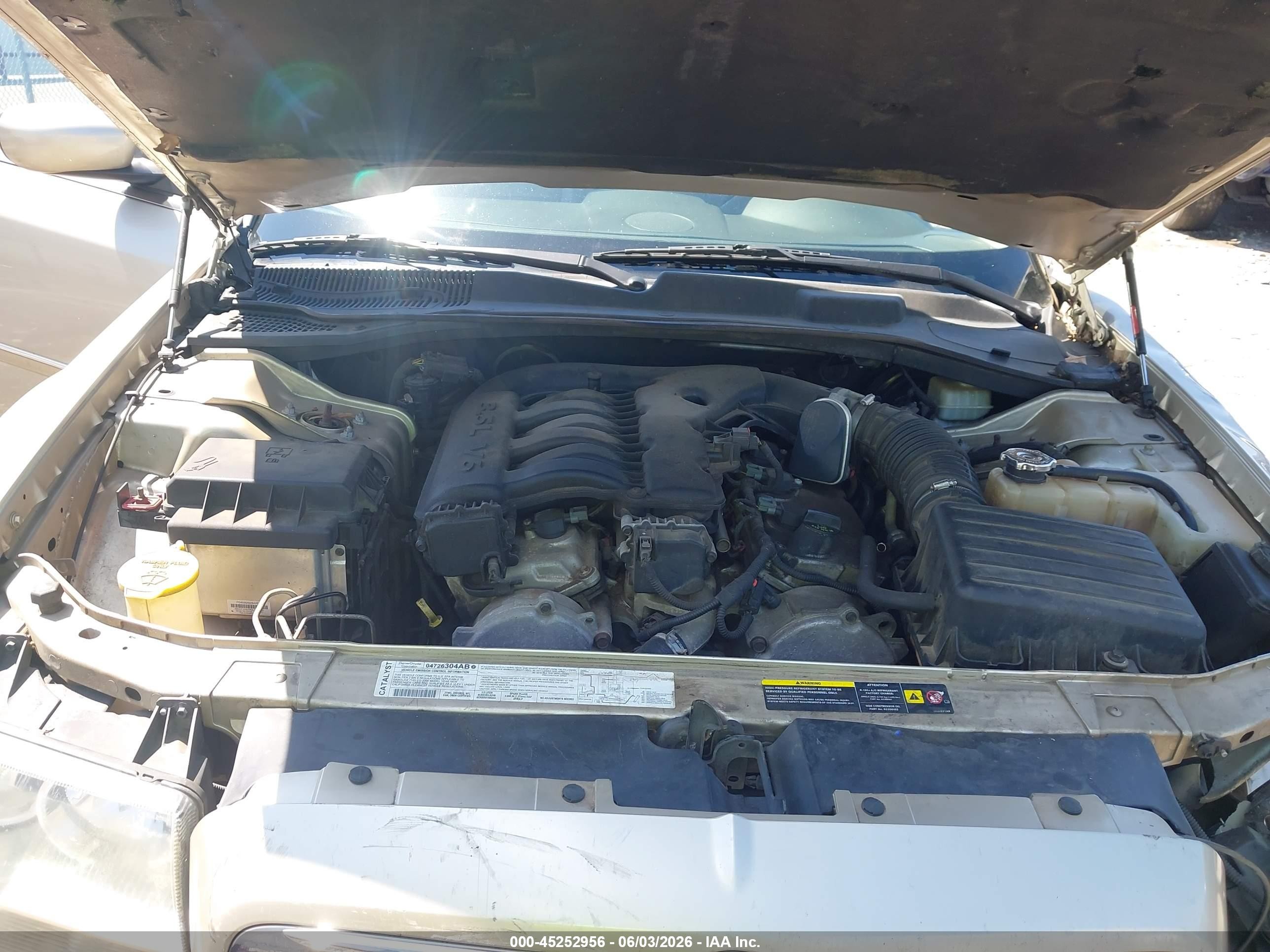 2006 Chrysler 300 Touring Beige vin: 2C3KA53G46H230192