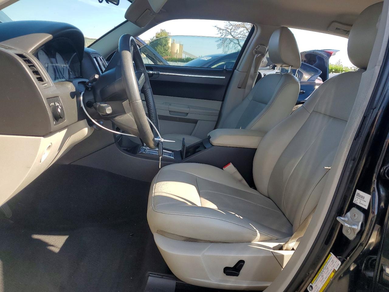 2007 Chrysler 300 Touring Черный vin: 2C3KA53G47H773608