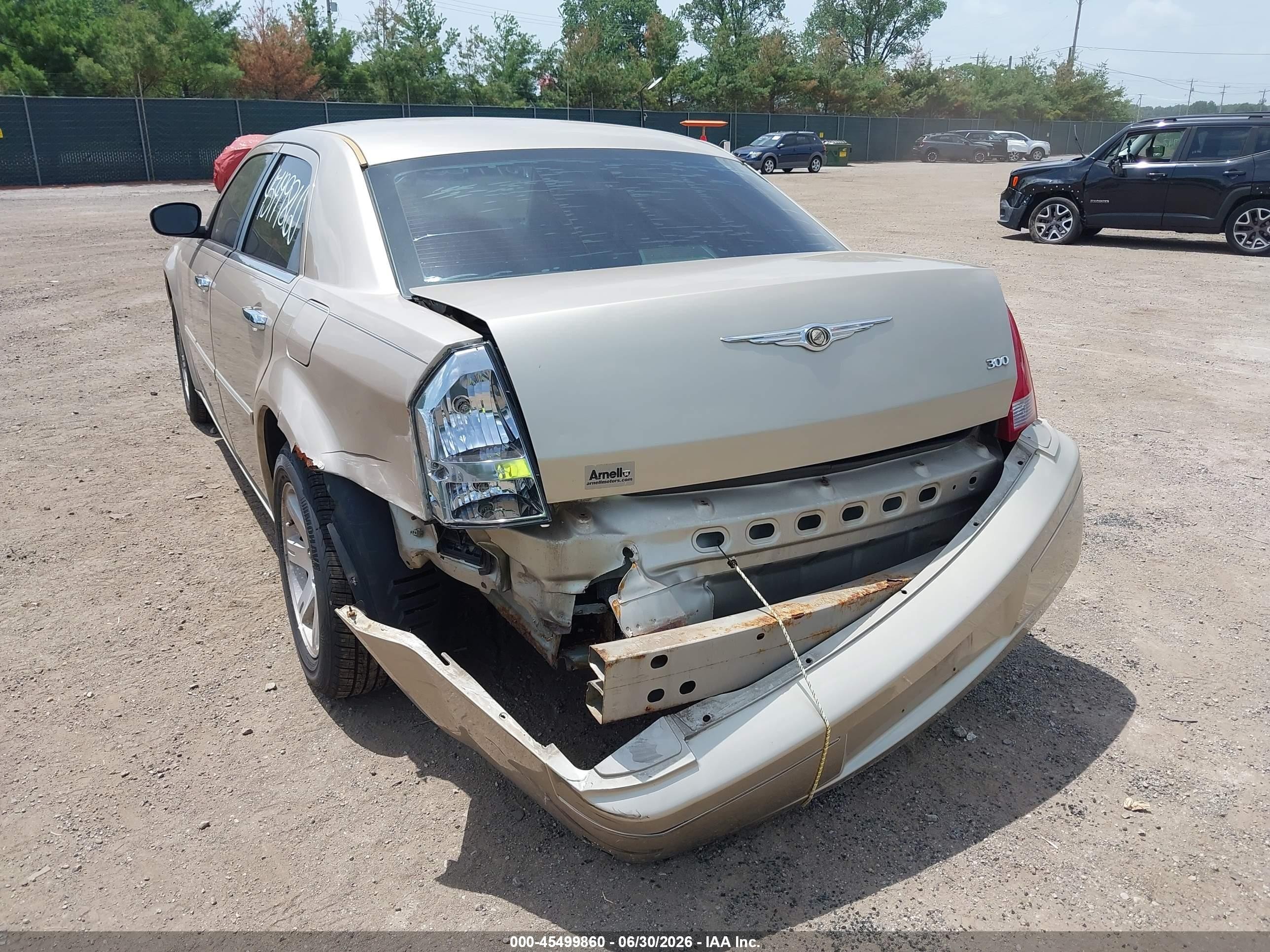 2006 Chrysler 300   Gold vin: 2C3KA53G56H456984