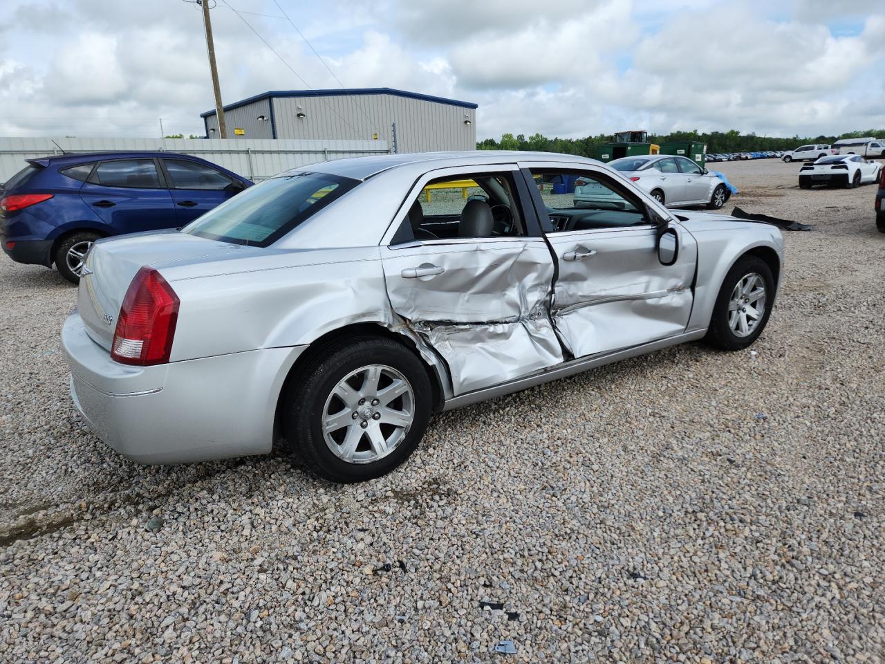 2007 Chrysler 300 Touring Серебряный vin: 2C3KA53G57H639027