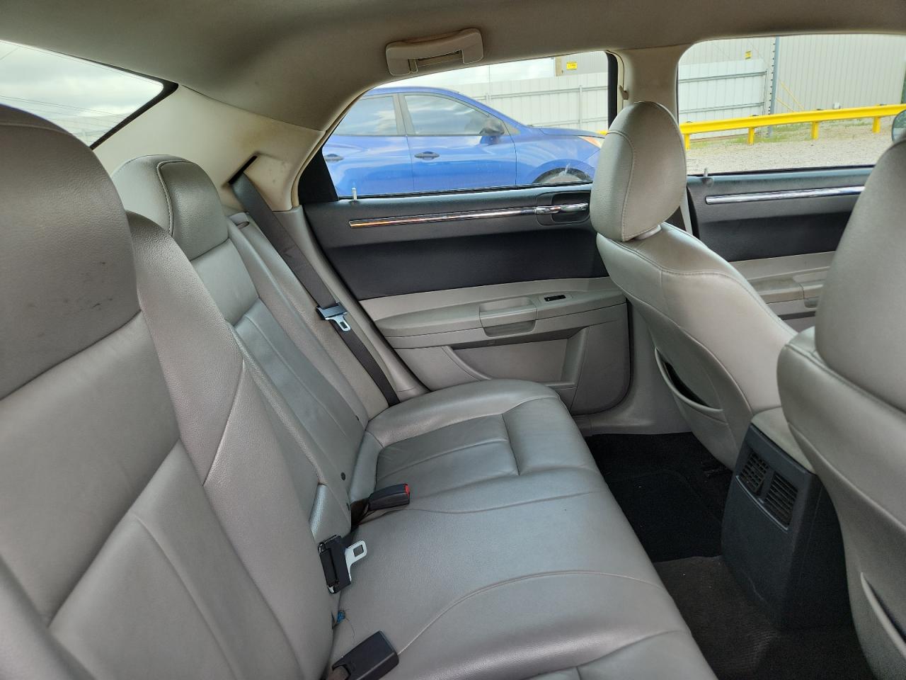 2007 Chrysler 300 Touring Серебряный vin: 2C3KA53G57H639027