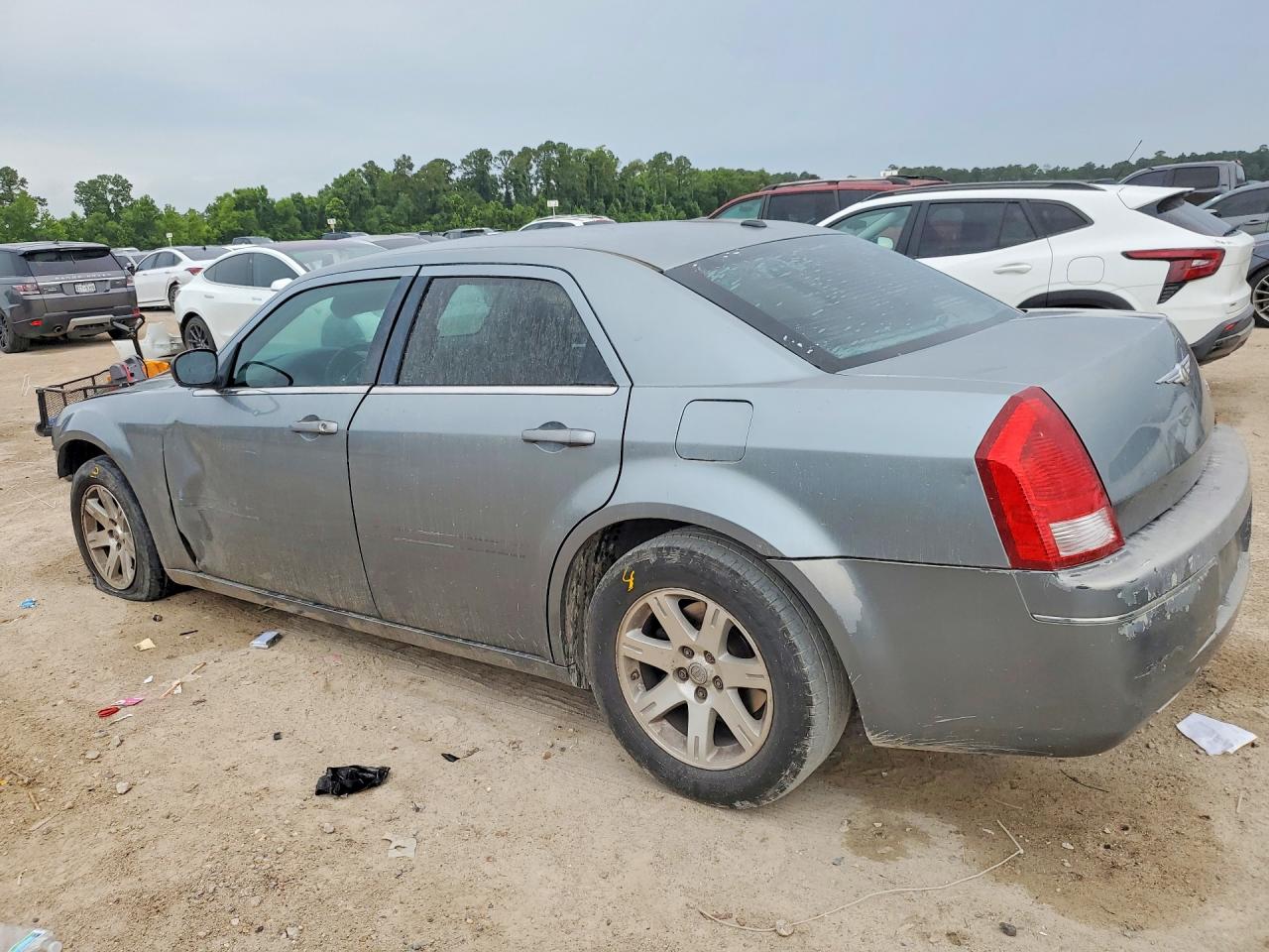 2007 Chrysler 300 Touring Silver vin: 2C3KA53G57H859123