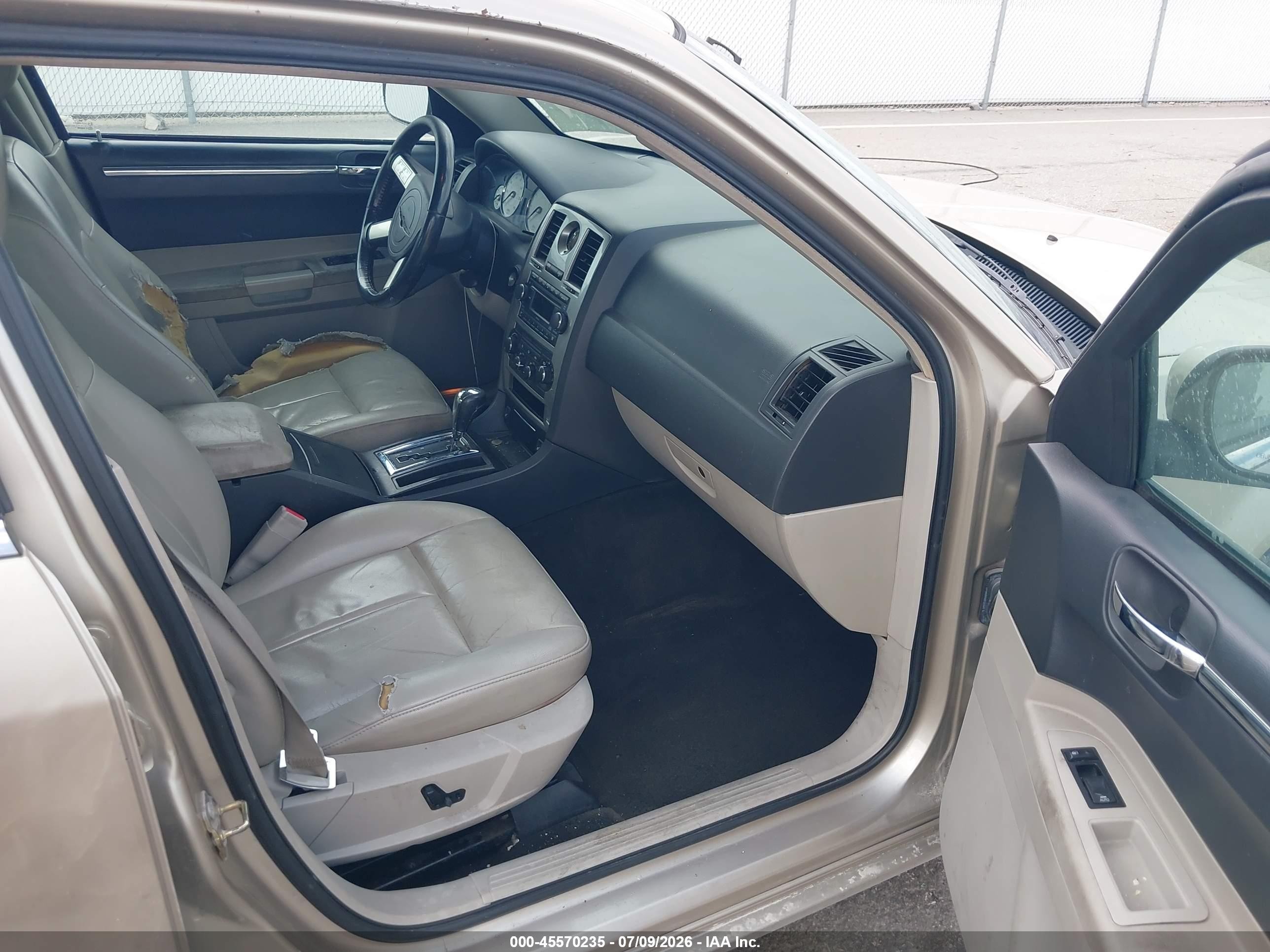 2006 Chrysler 300 Touring Gold vin: 2C3KA53G66H464852