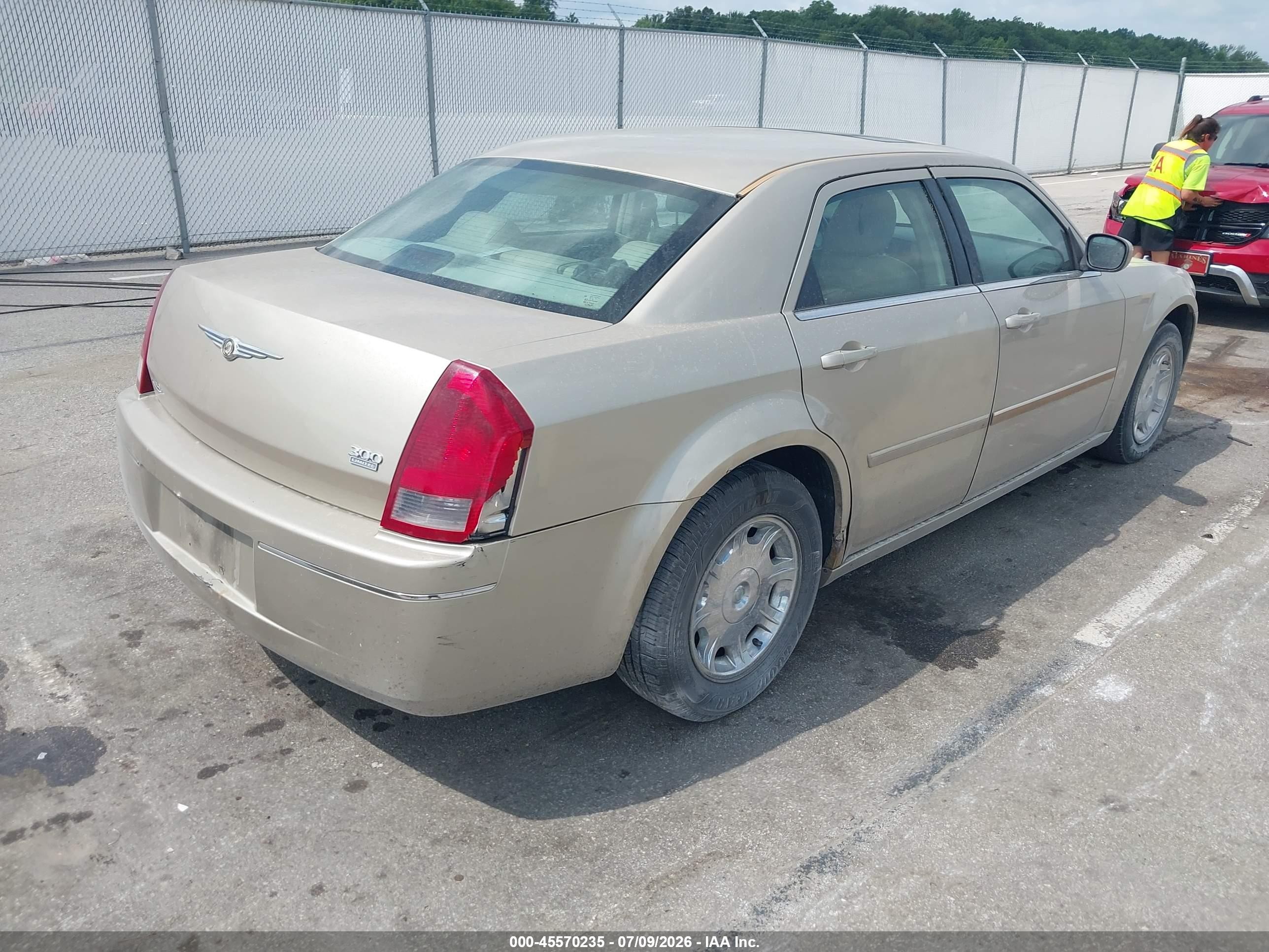 2006 Chrysler 300 Touring Gold vin: 2C3KA53G66H464852