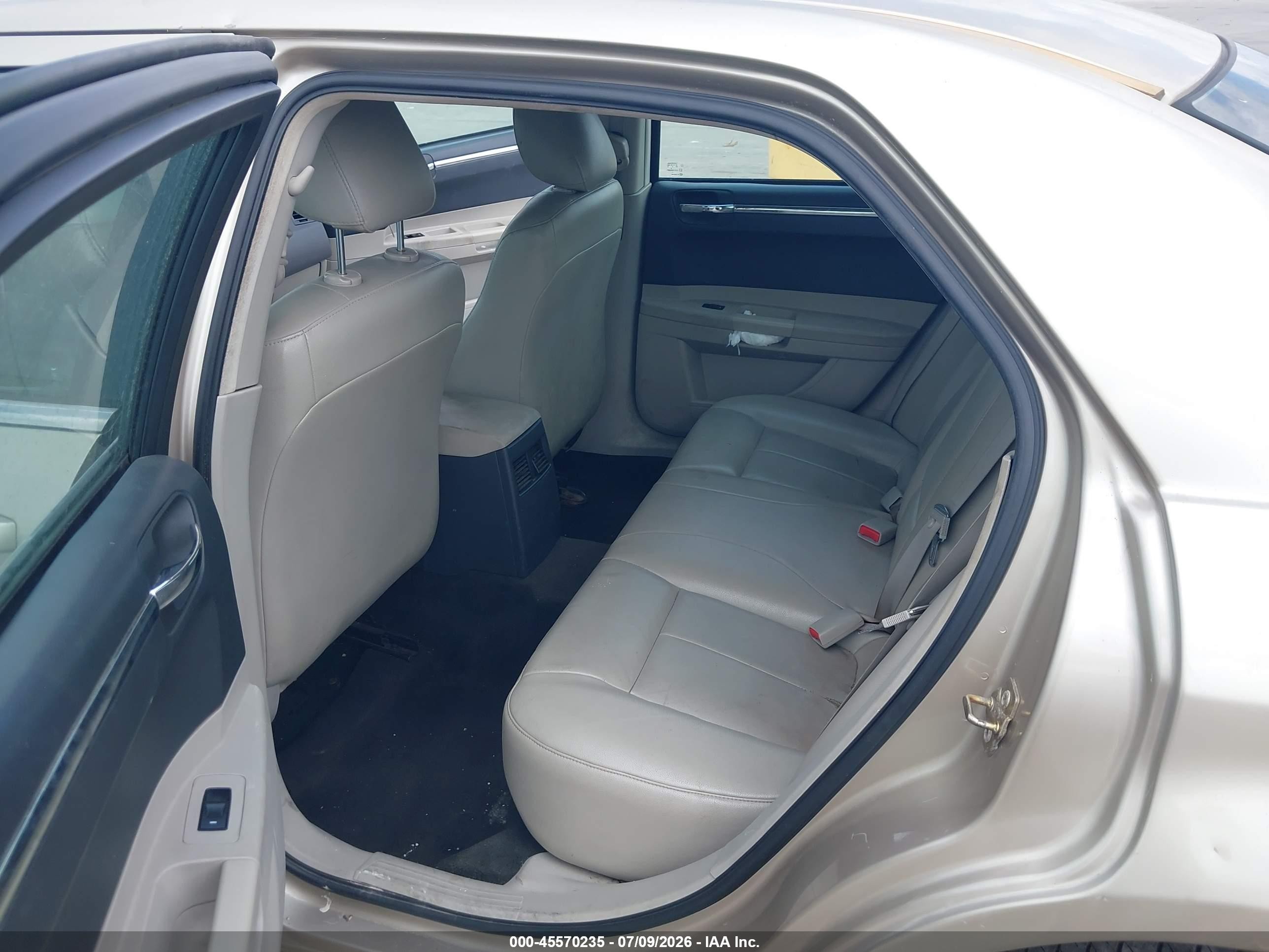 2006 Chrysler 300 Touring Gold vin: 2C3KA53G66H464852
