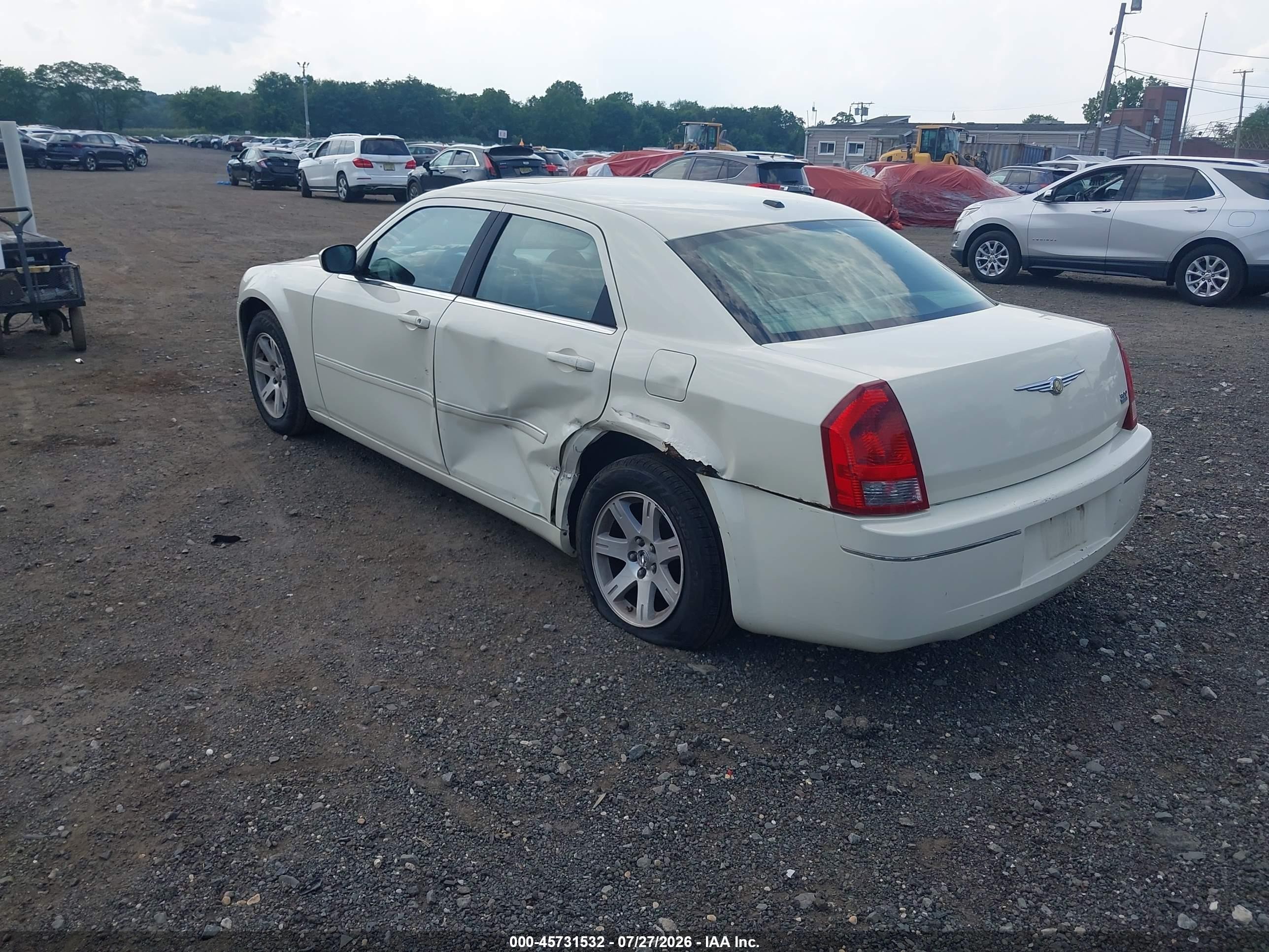 2007 Chrysler 300 Touring White vin: 2C3KA53G67H896875