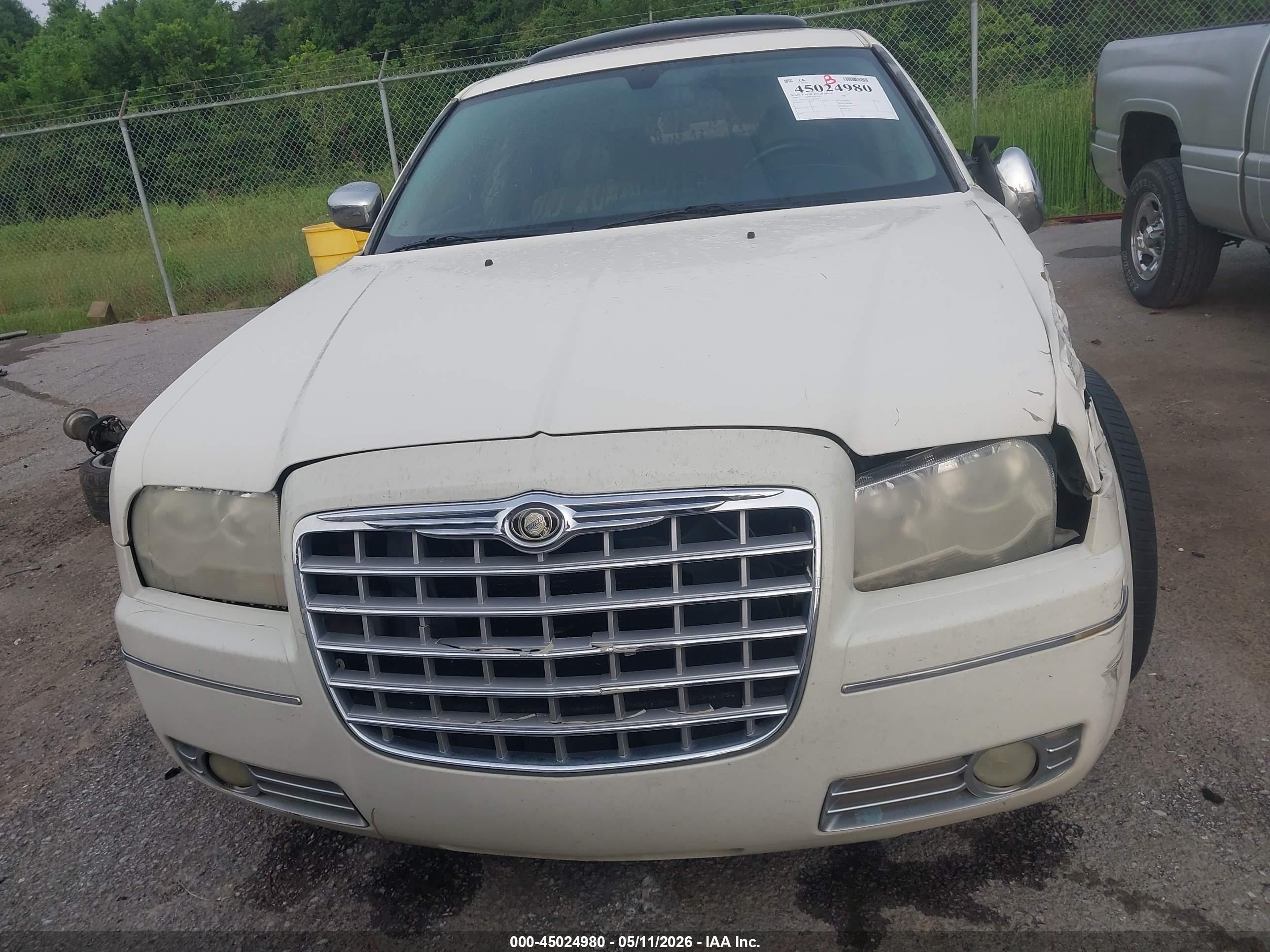 2006 Chrysler 300 Touring Cream vin: 2C3KA53G76H219963