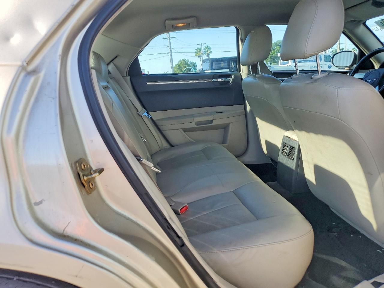 2006 Chrysler 300 Touring Gold vin: 2C3KA53G76H240327