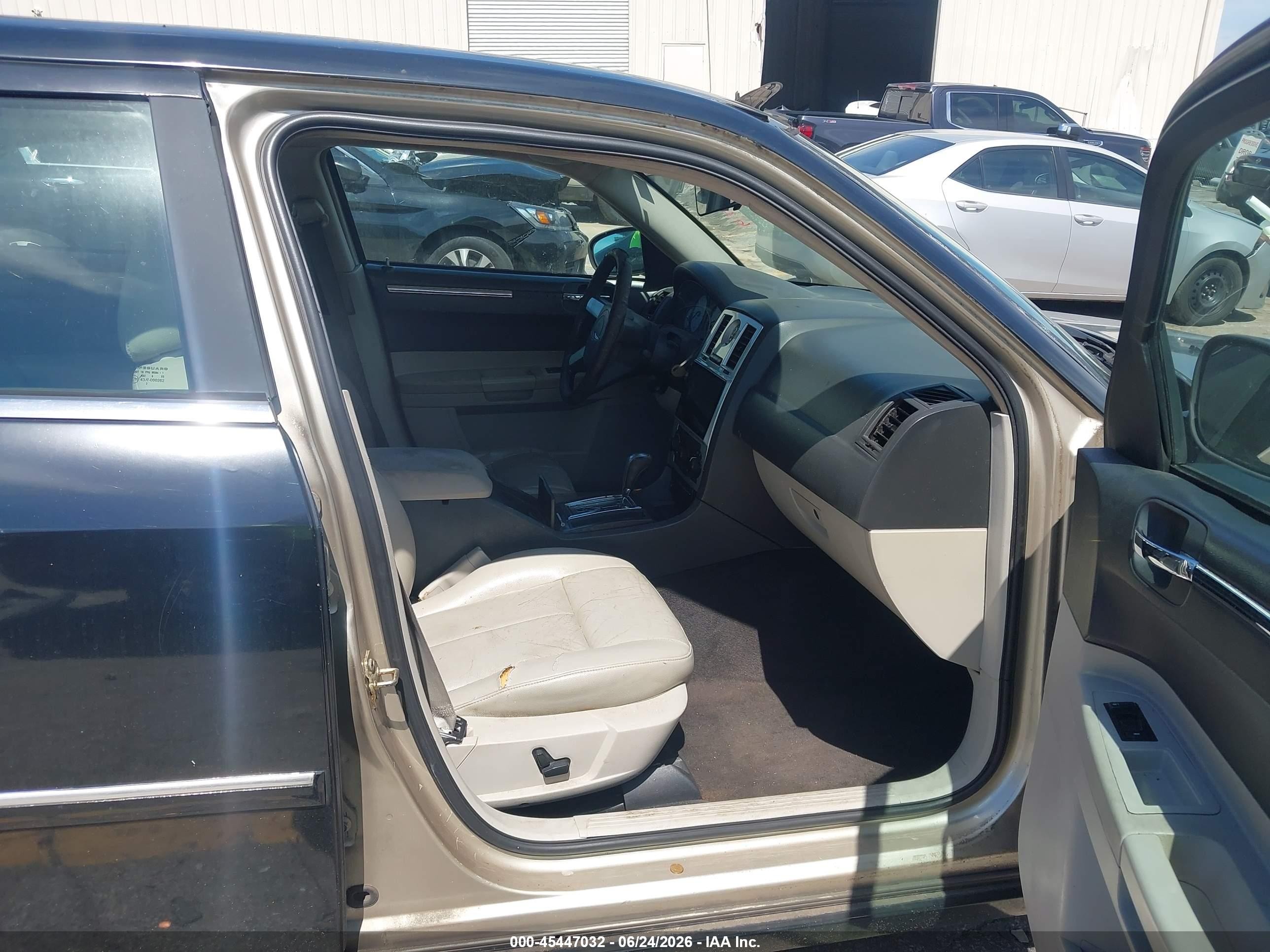 2006 Chrysler 300 Touring Black vin: 2C3KA53G76H412016