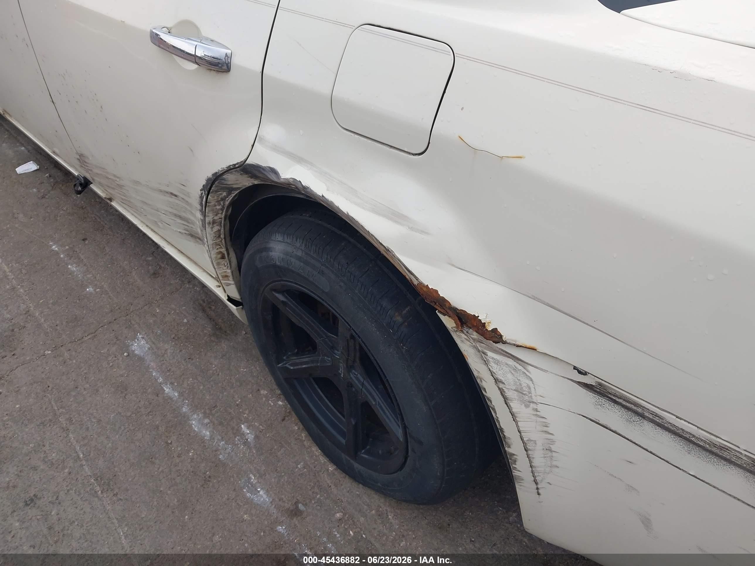 2006 Chrysler 300 Touring Кремовый vin: 2C3KA53G76H458204