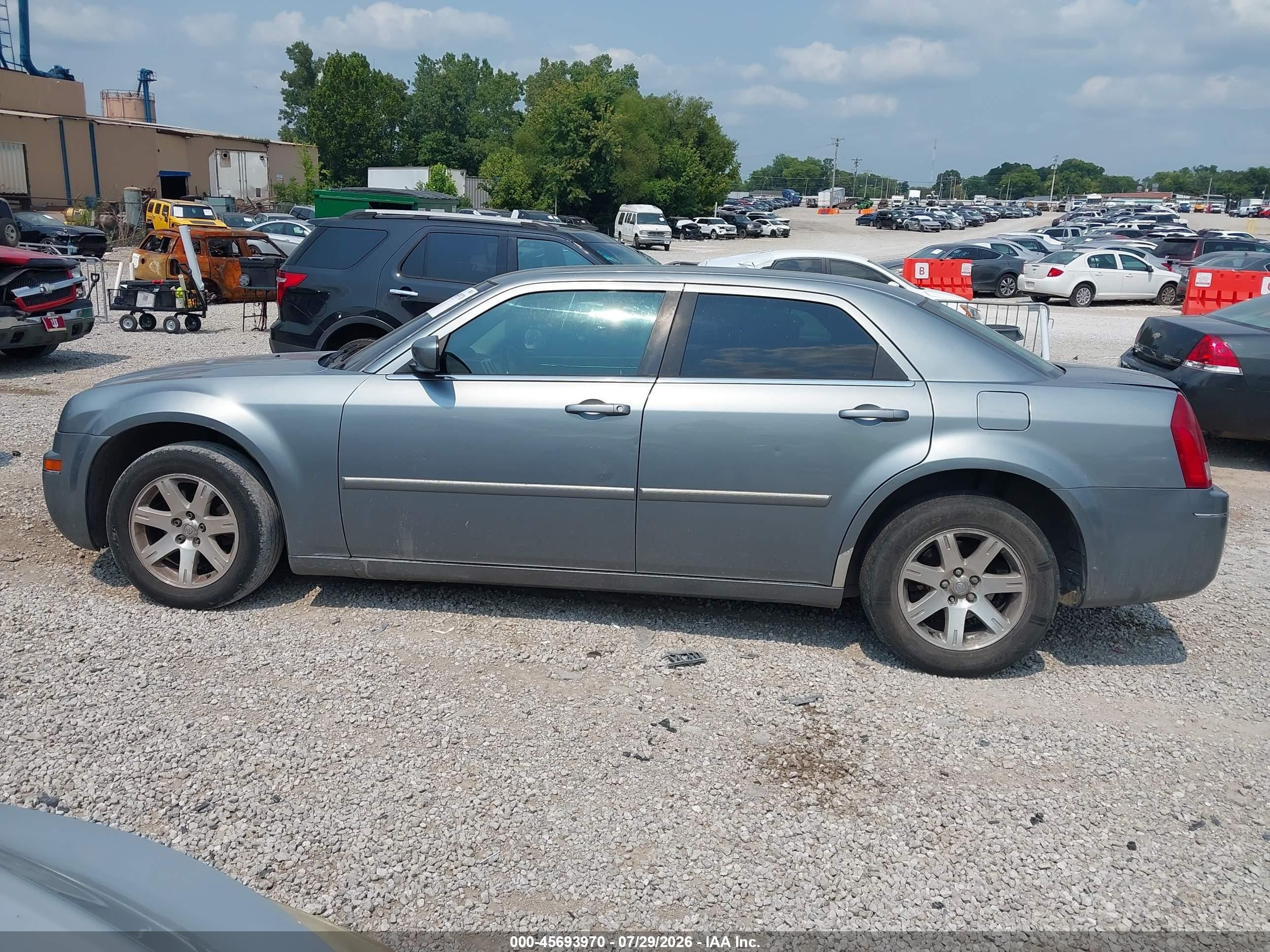 2007 Chrysler 300 Touring Light Blue vin: 2C3KA53G77H759539