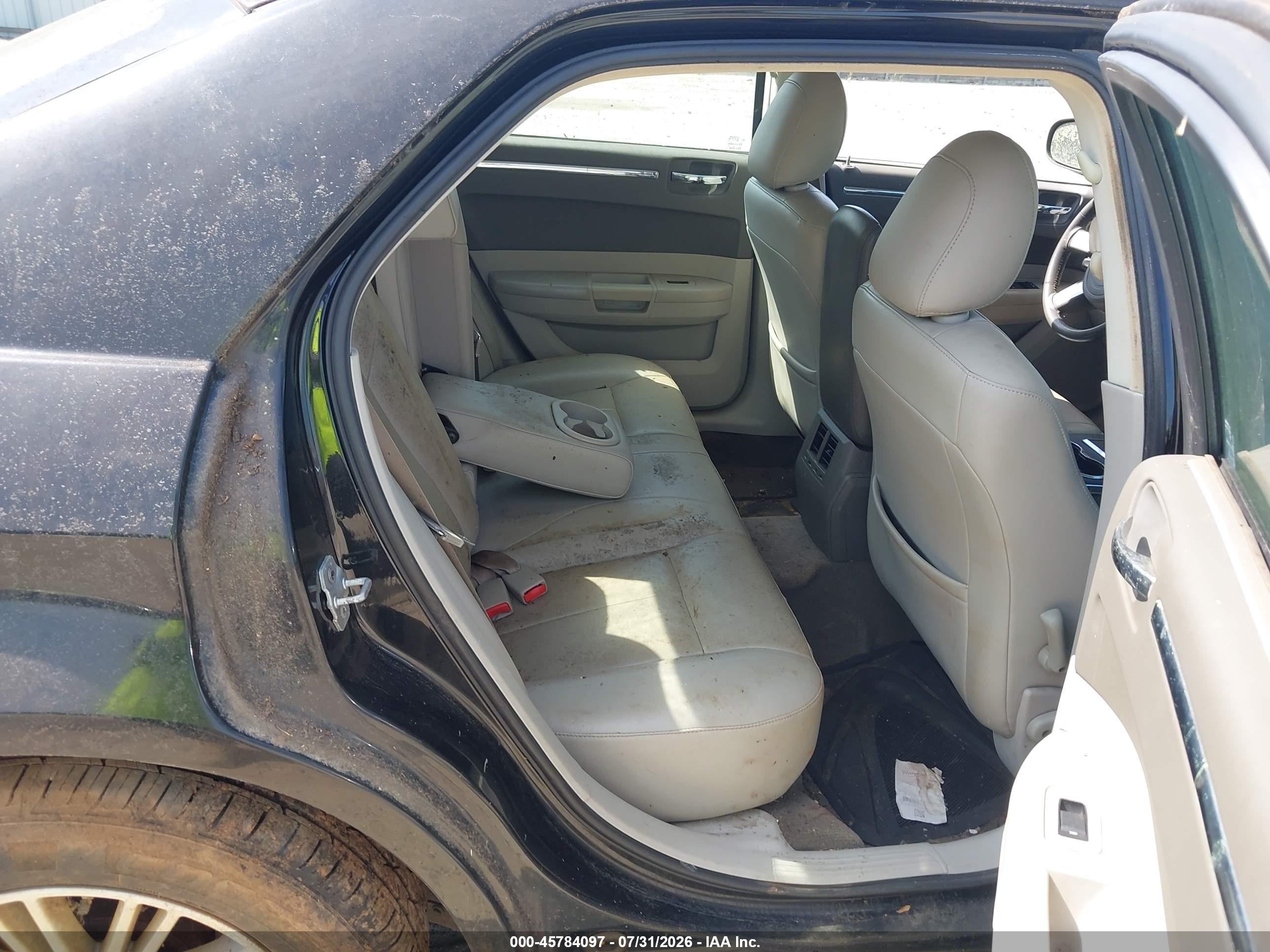 2008 Chrysler 300 Touring Black vin: 2C3KA53G78H180164