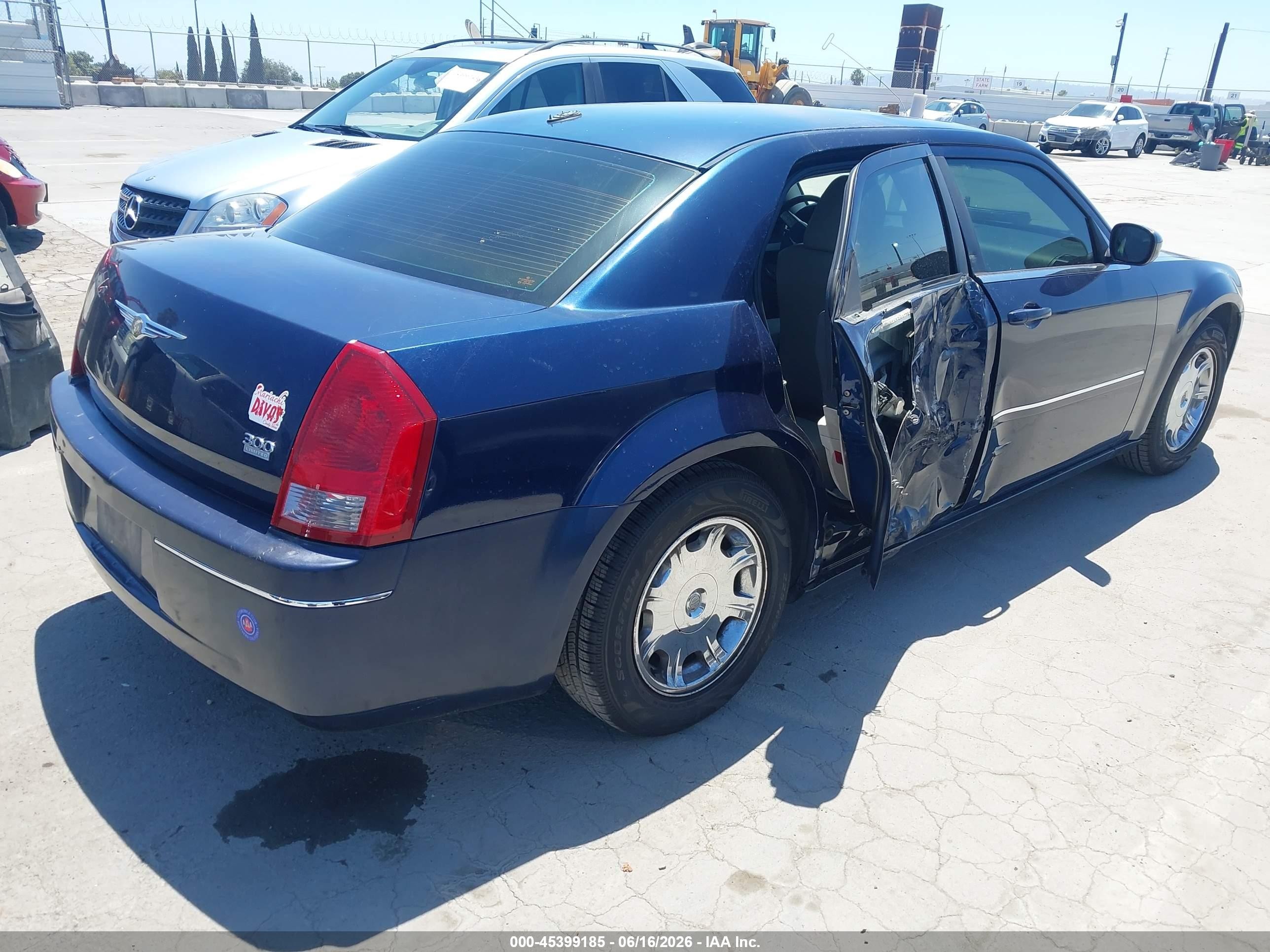 2006 Chrysler 300 Touring Blue vin: 2C3KA53G86H108113