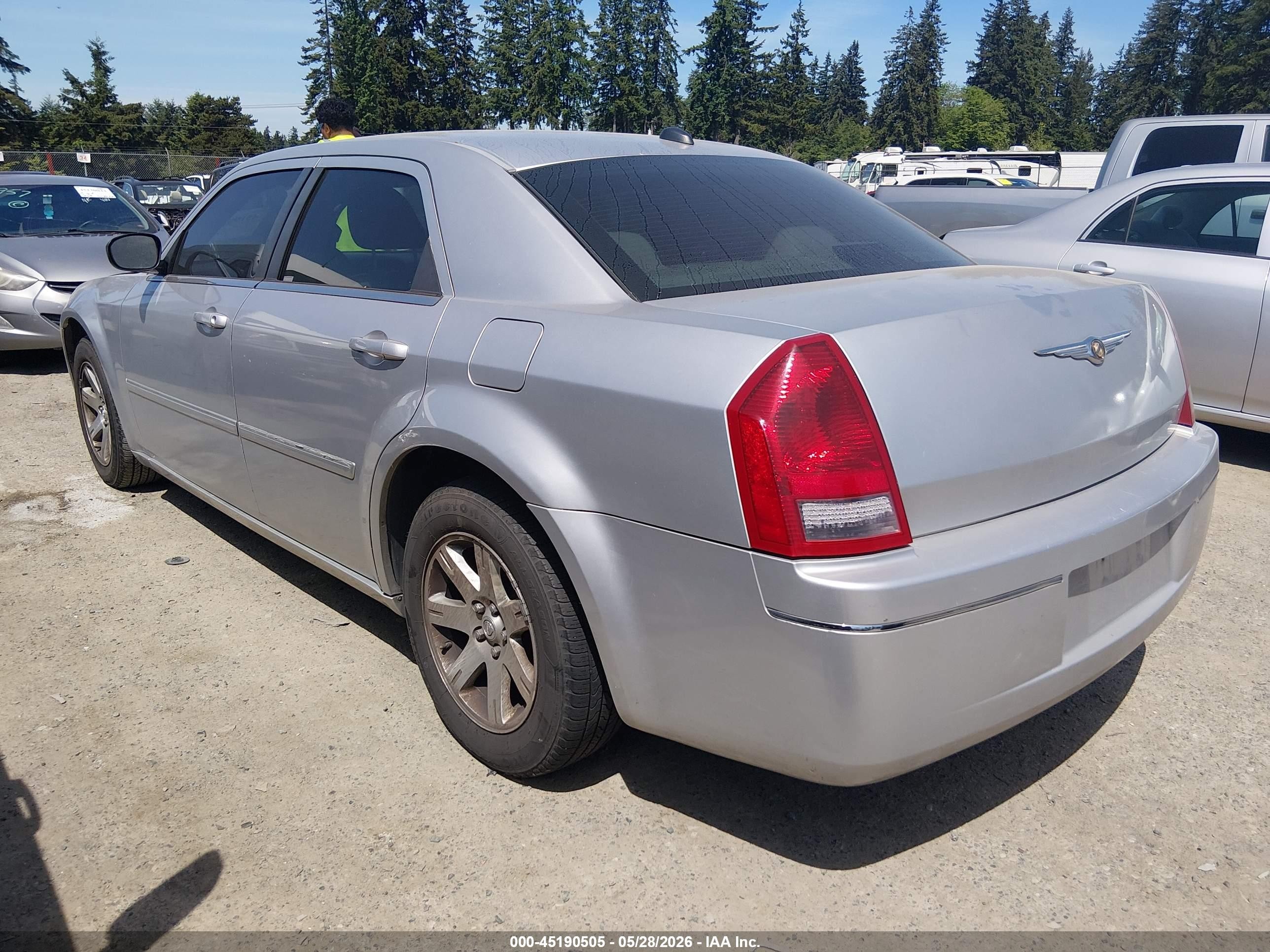 2006 Chrysler 300 Touring Silver vin: 2C3KA53G86H192496