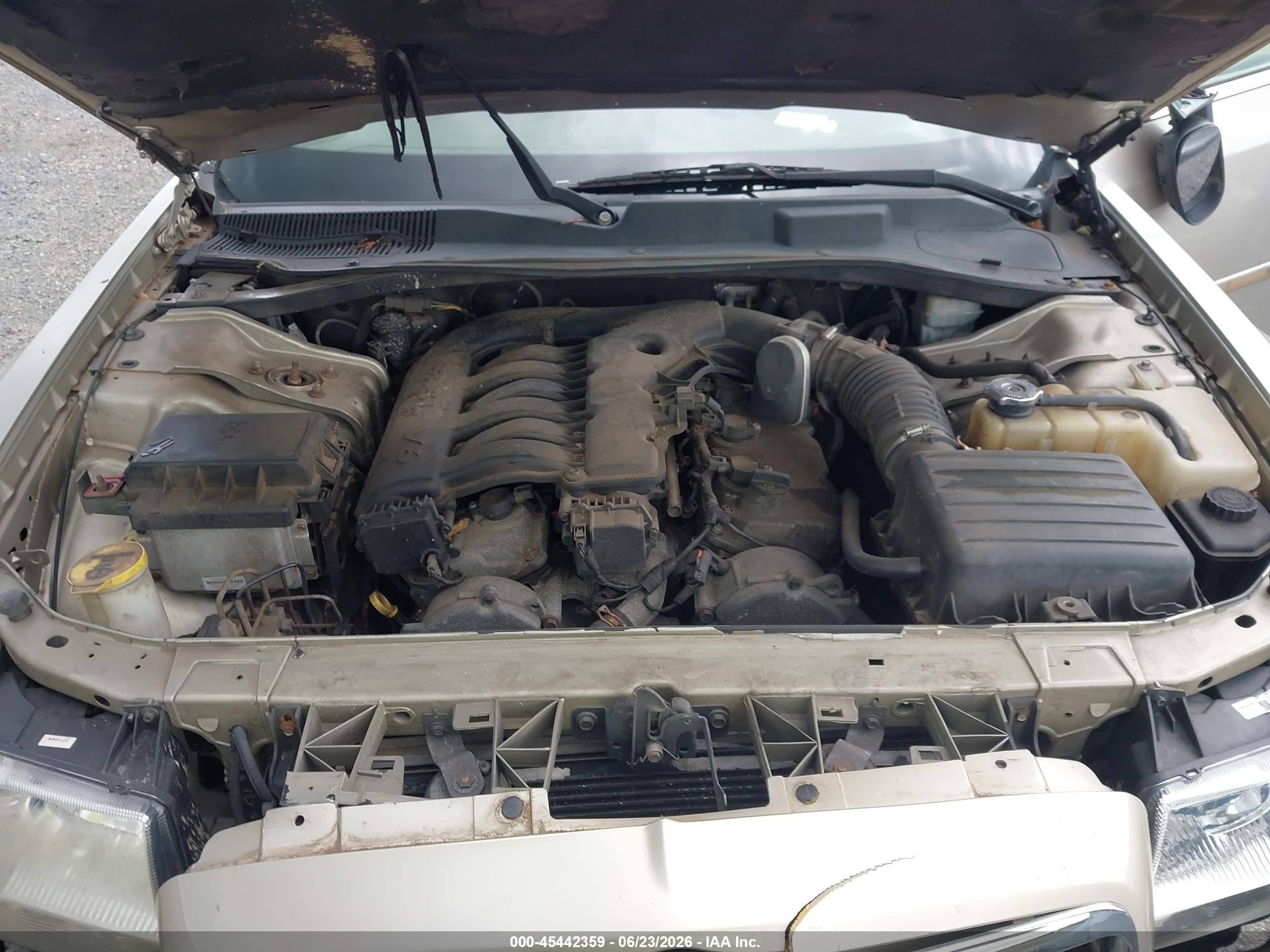 2006 Chrysler 300   Silver vin: 2C3KA53G86H386316