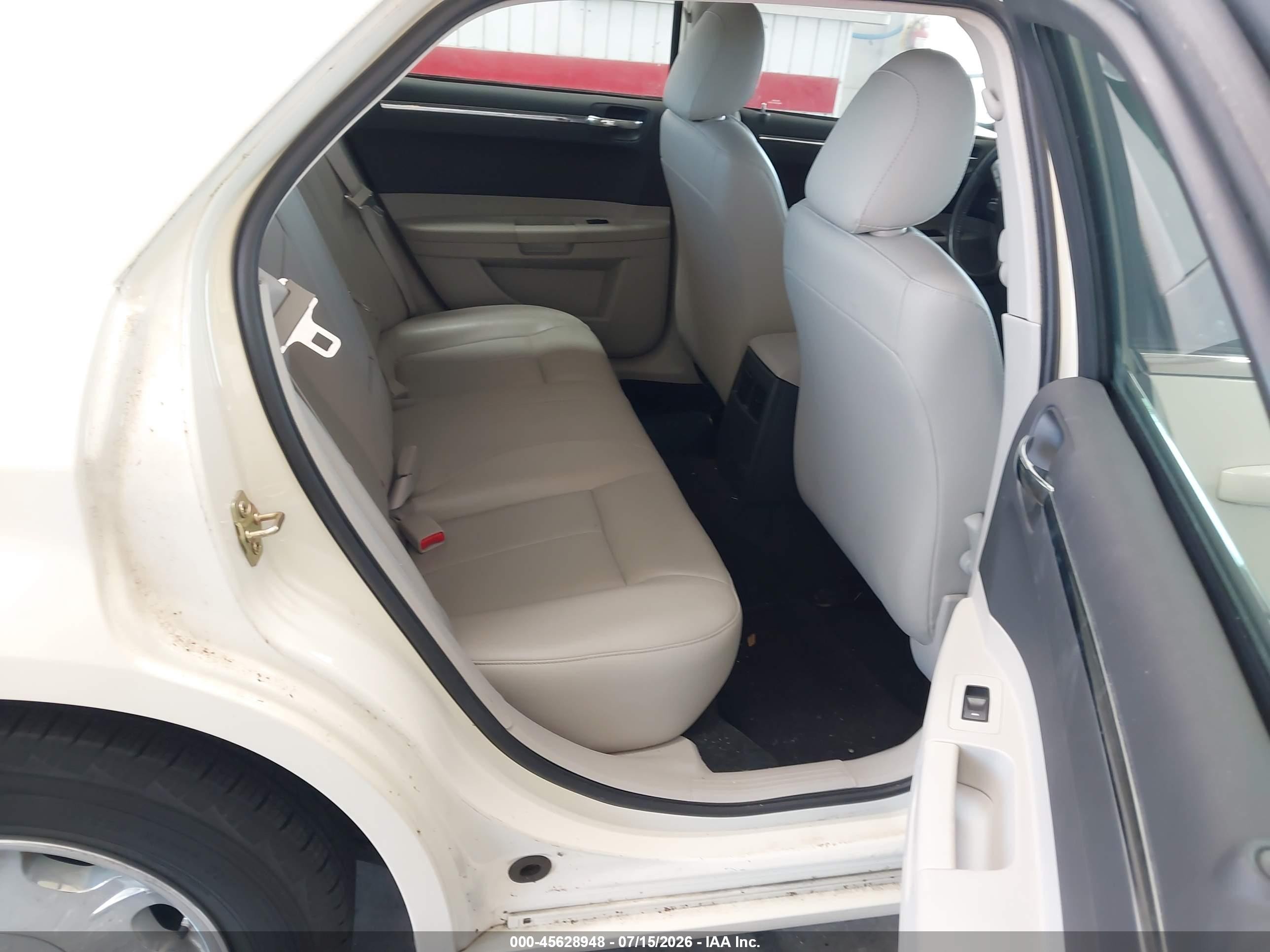 2006 Chrysler 300 Touring Beige vin: 2C3KA53G86H538210