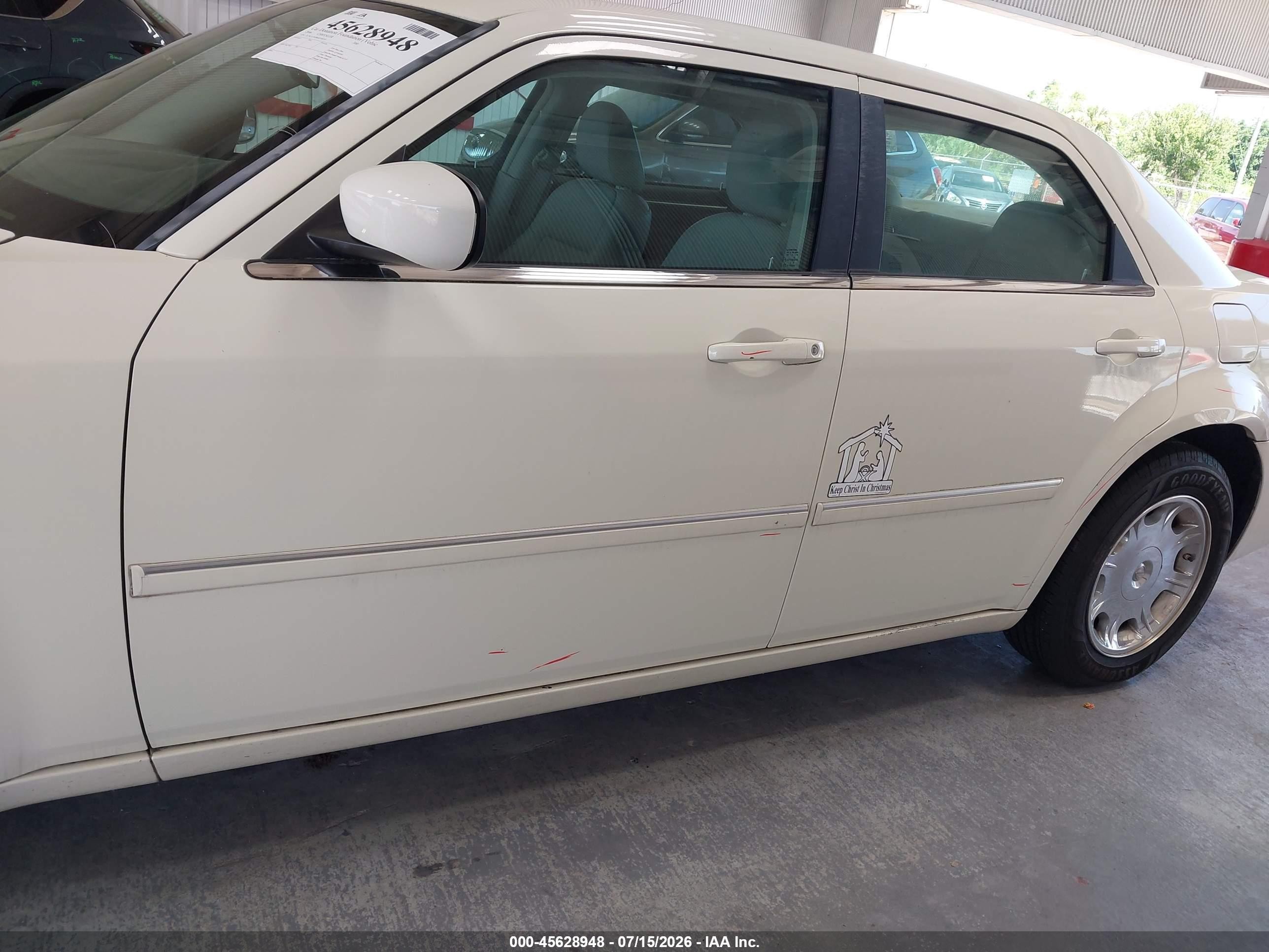 2006 Chrysler 300 Touring Beige vin: 2C3KA53G86H538210