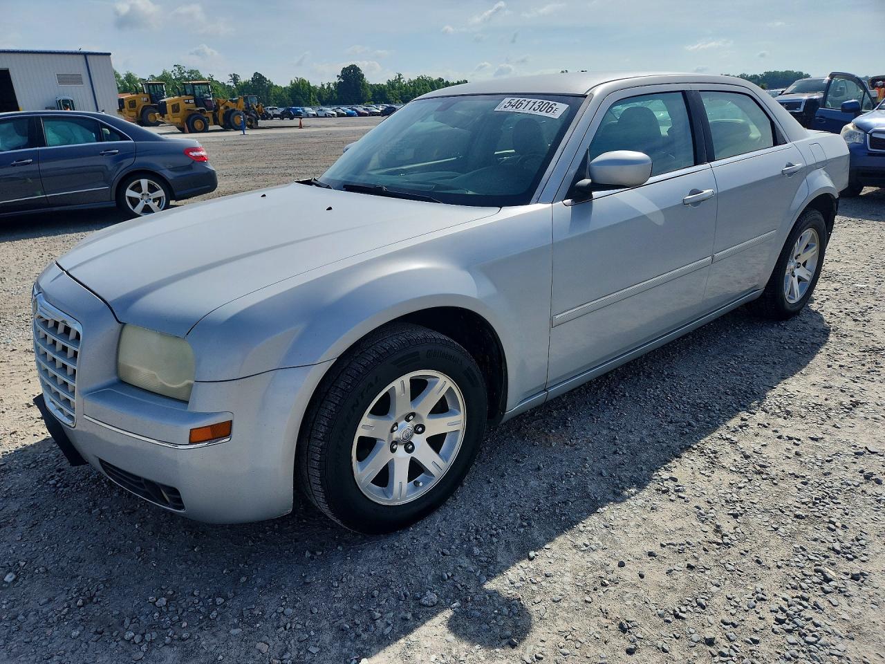 2007 Chrysler 300 Touring Silver vin: 2C3KA53G87H683524