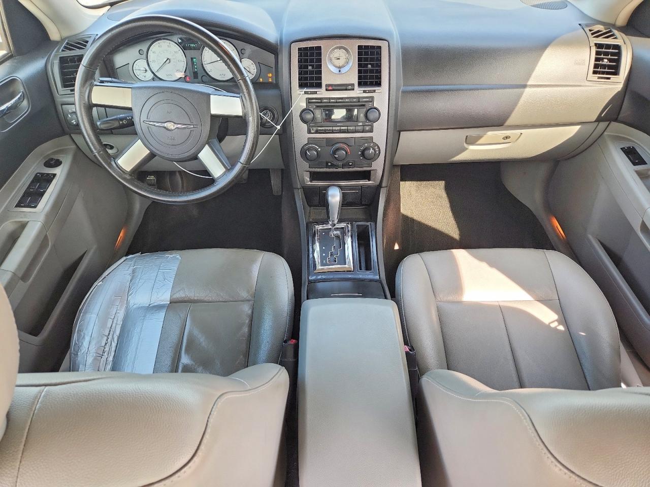 2007 Chrysler 300 Touring Silver vin: 2C3KA53G87H683524