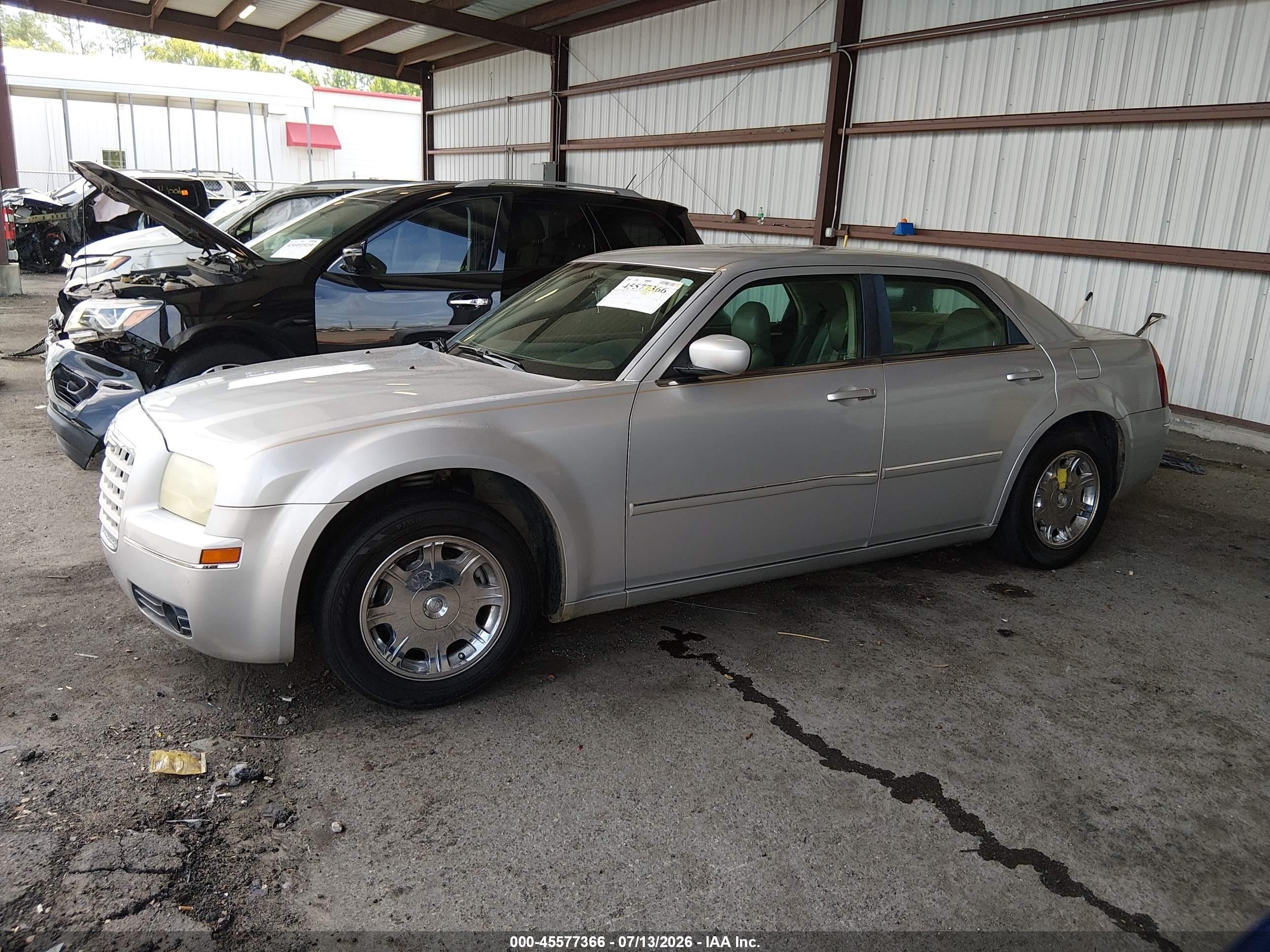 2006 Chrysler 300 Touring Silver vin: 2C3KA53G96H101932