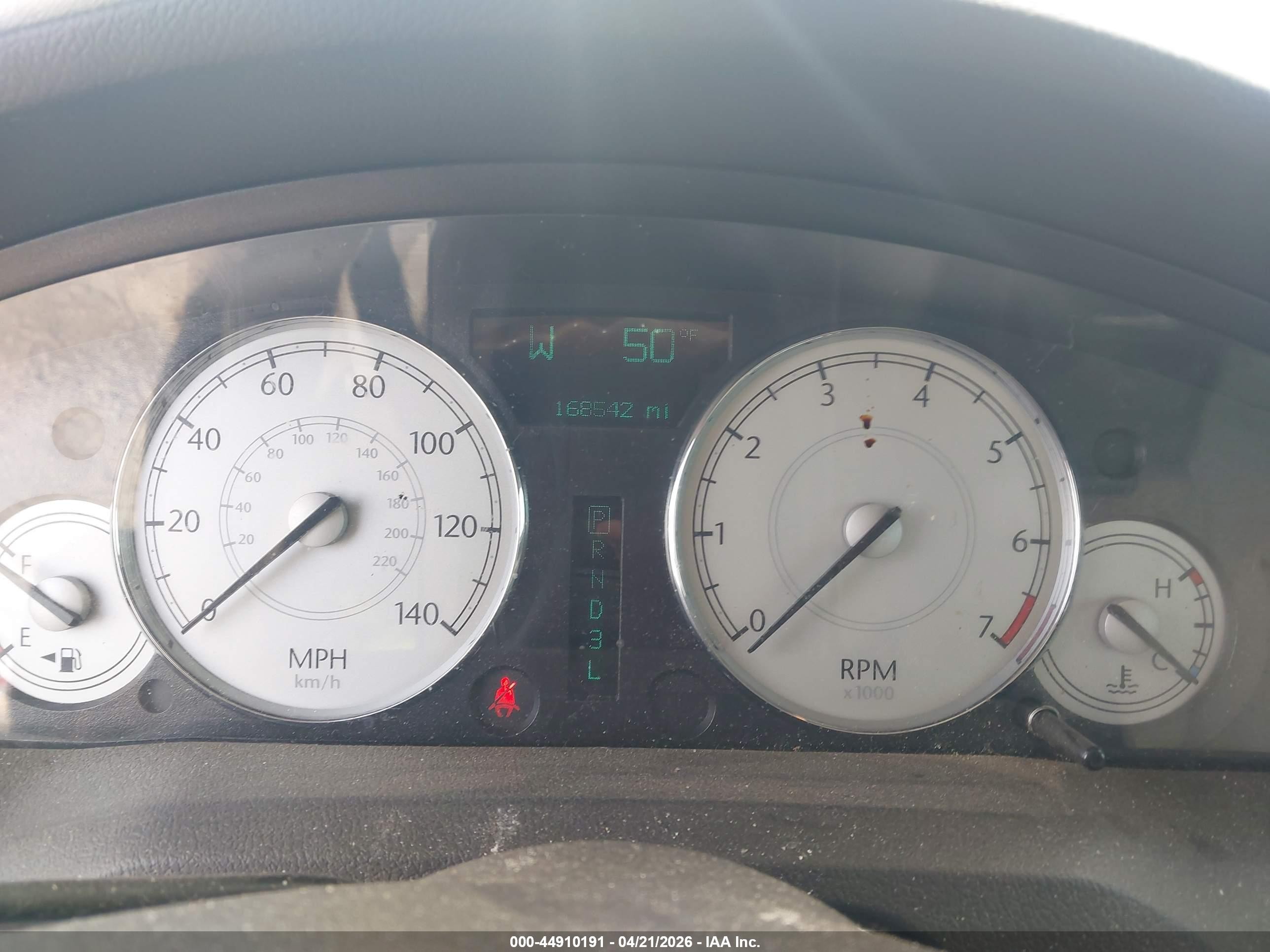 2006 Chrysler 300 Touring Белый vin: 2C3KA53G96H133599