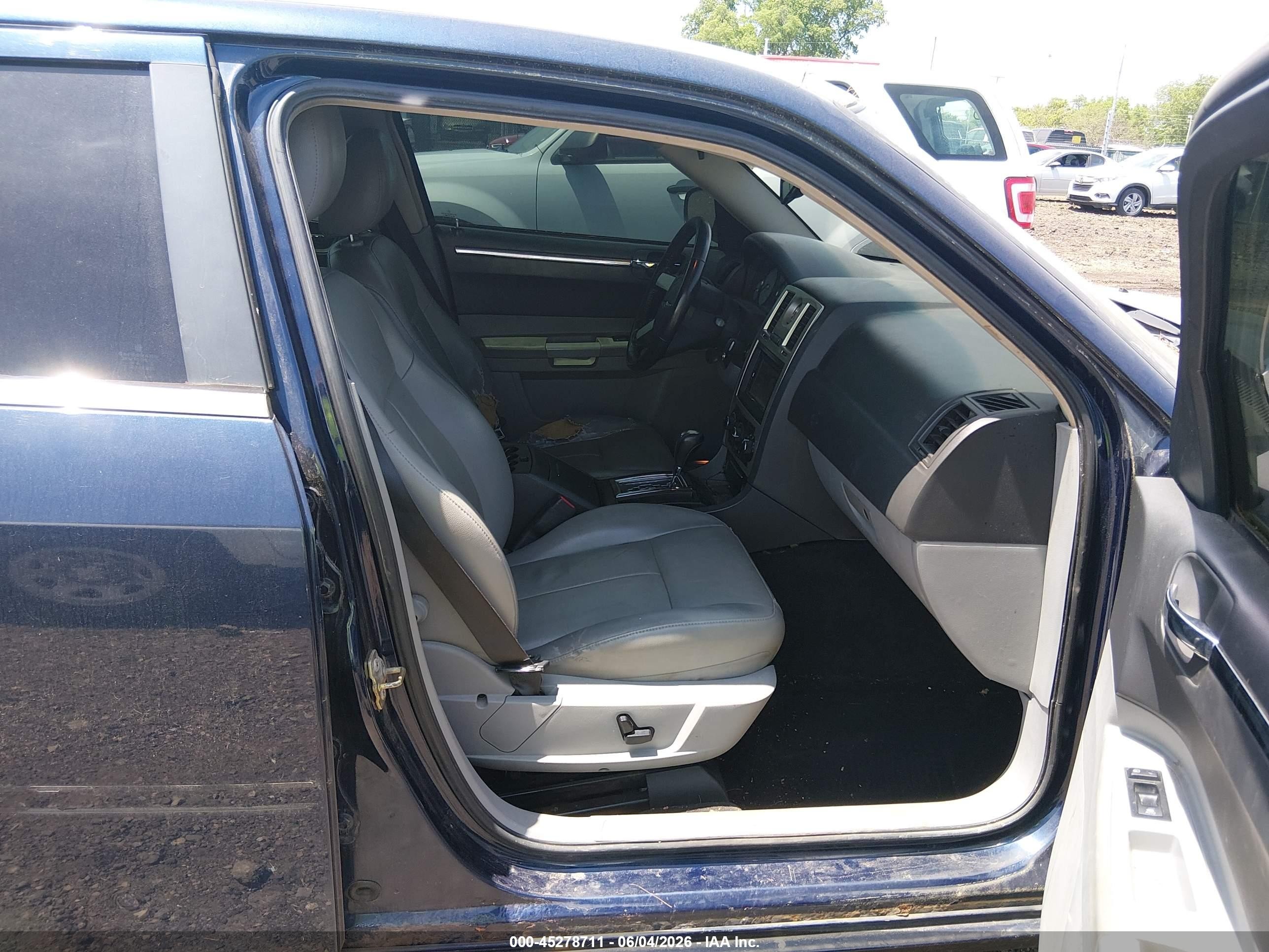 2006 Chrysler 300 Touring Blue vin: 2C3KA53G96H152203