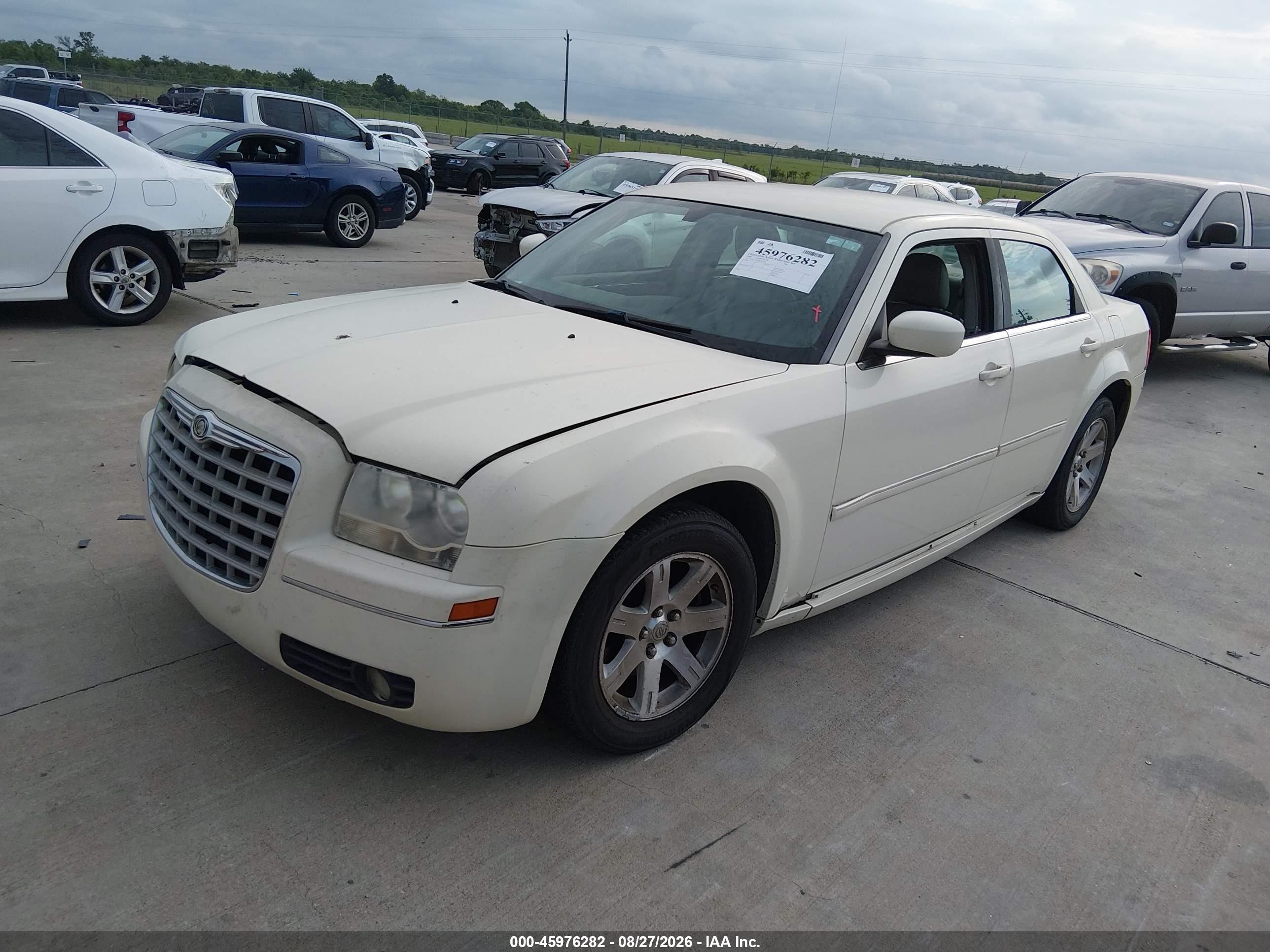 2006 Chrysler 300 Touring White vin: 2C3KA53G96H224789
