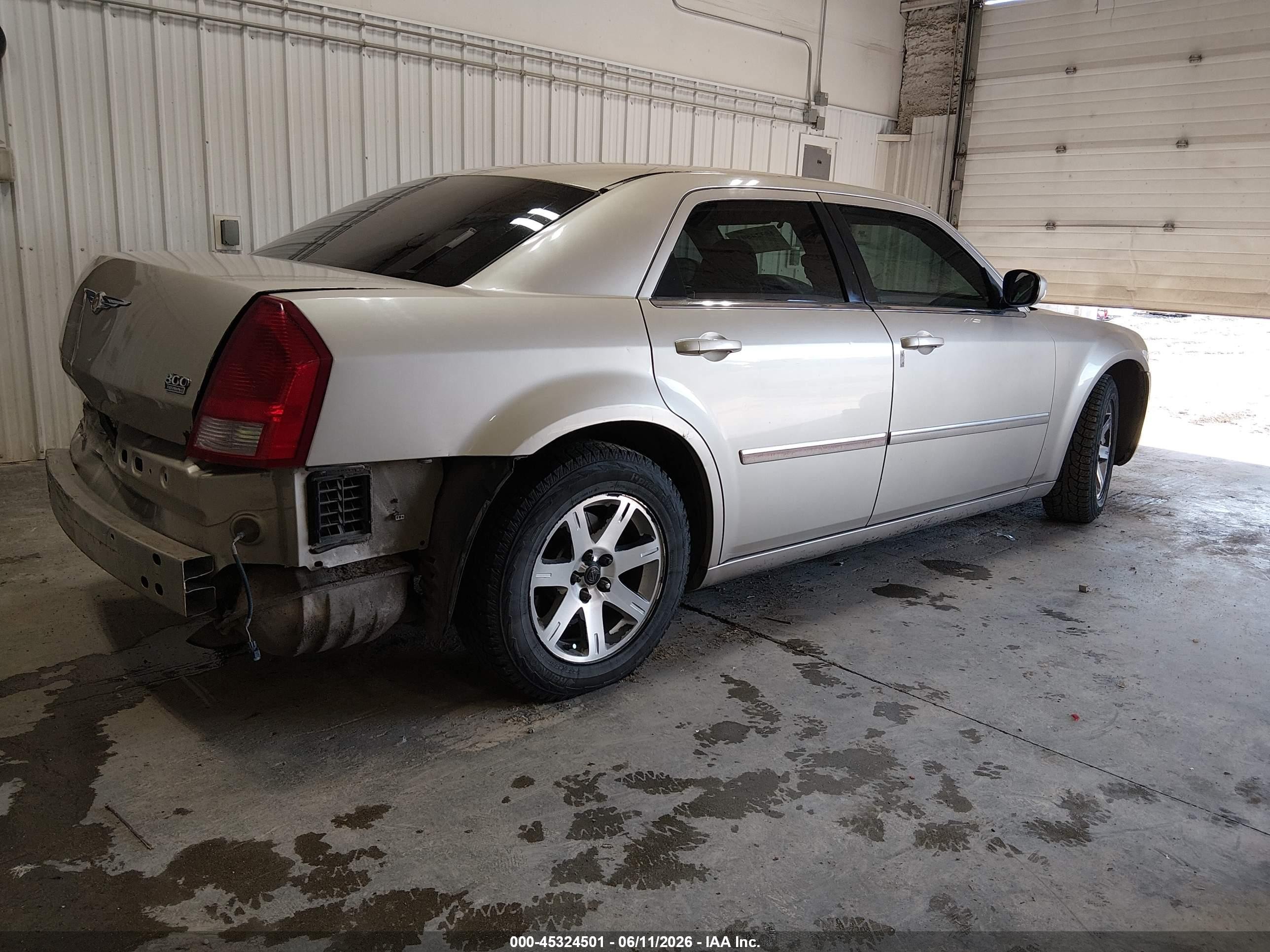 2007 Chrysler 300 Touring Gold vin: 2C3KA53G97H629584