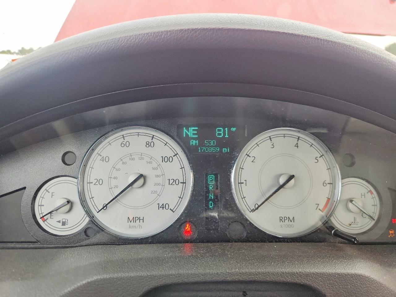 2007 Chrysler 300 Touring Red vin: 2C3KA53G97H874787