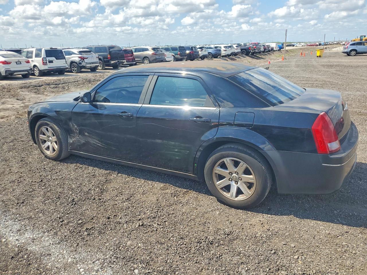2006 Chrysler 300 Touring Black vin: 2C3KA53GX6H524373