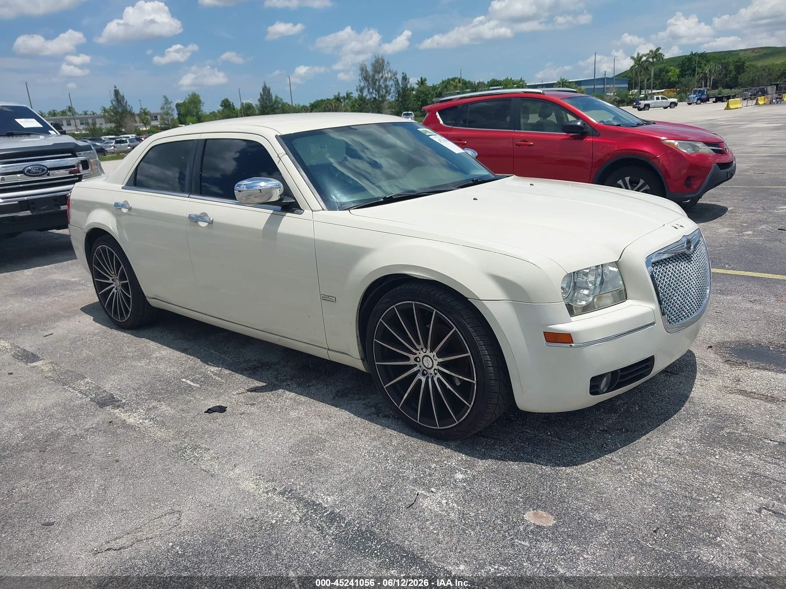2009 Chrysler 300 Touring/signature Series/executive Series Бежевый vin: 2C3KA53V19H622999