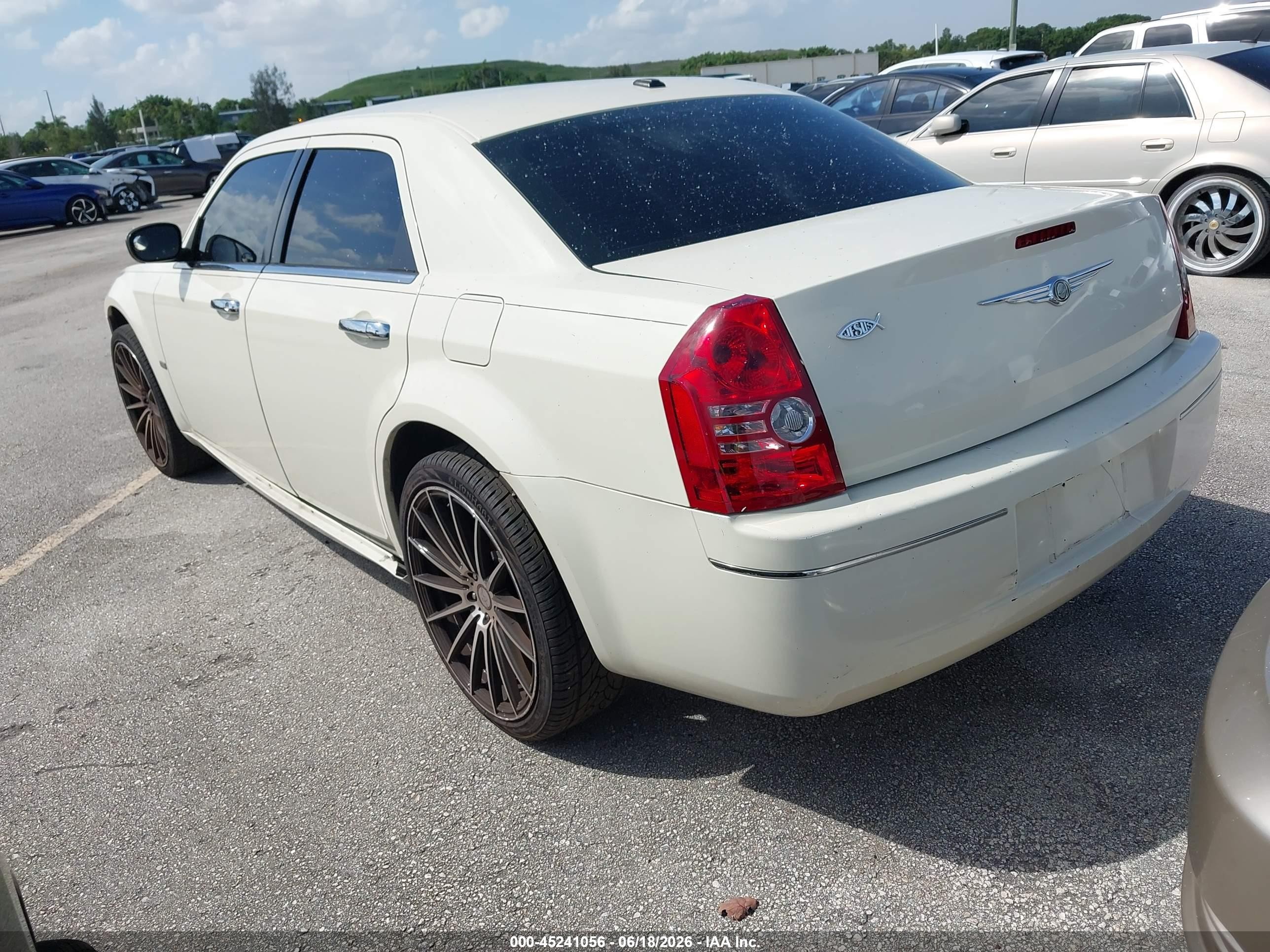 2009 Chrysler 300 Touring/signature Series/executive Series Beige vin: 2C3KA53V19H622999