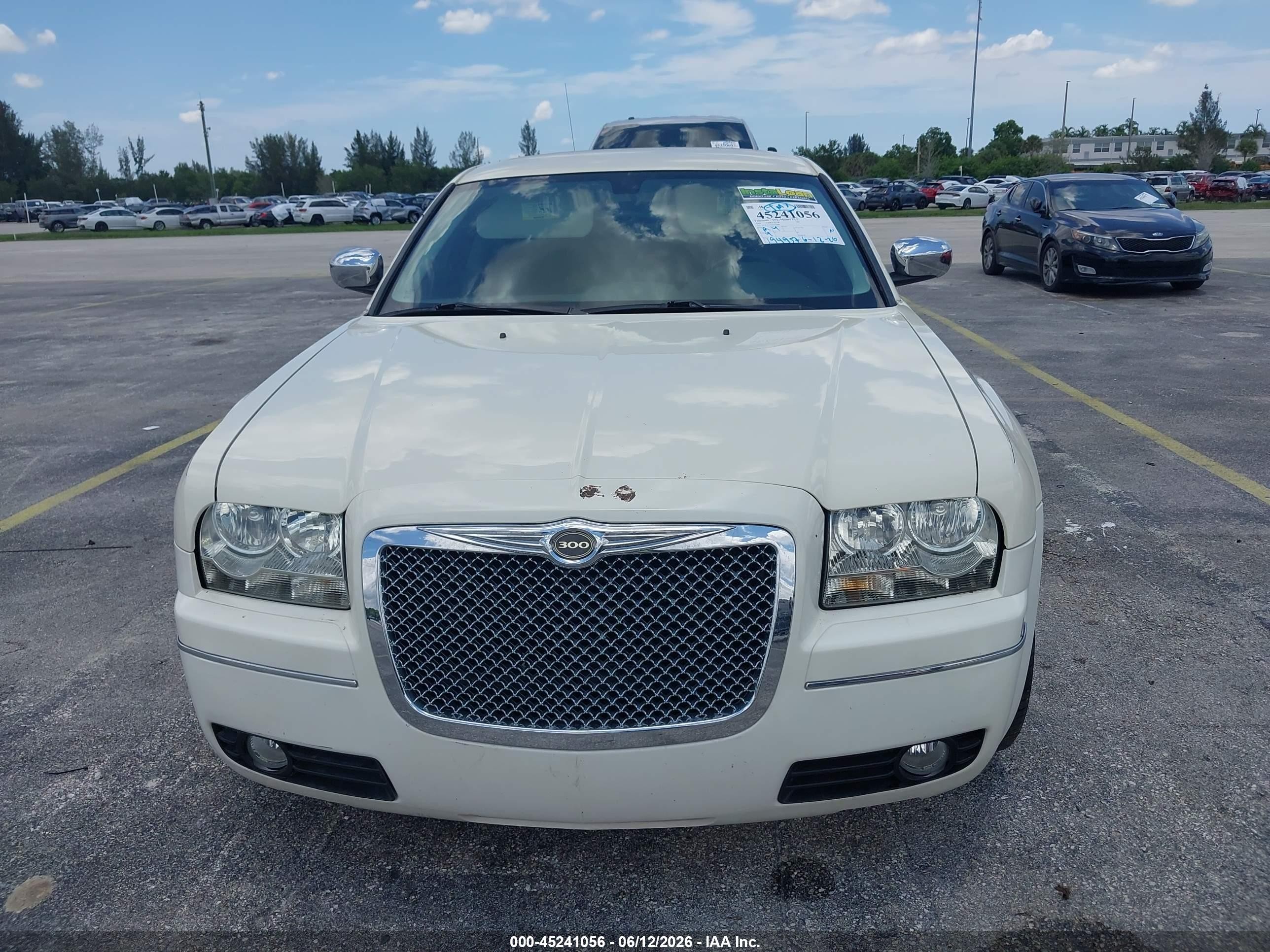 2009 Chrysler 300 Touring/signature Series/executive Series Beige vin: 2C3KA53V19H622999