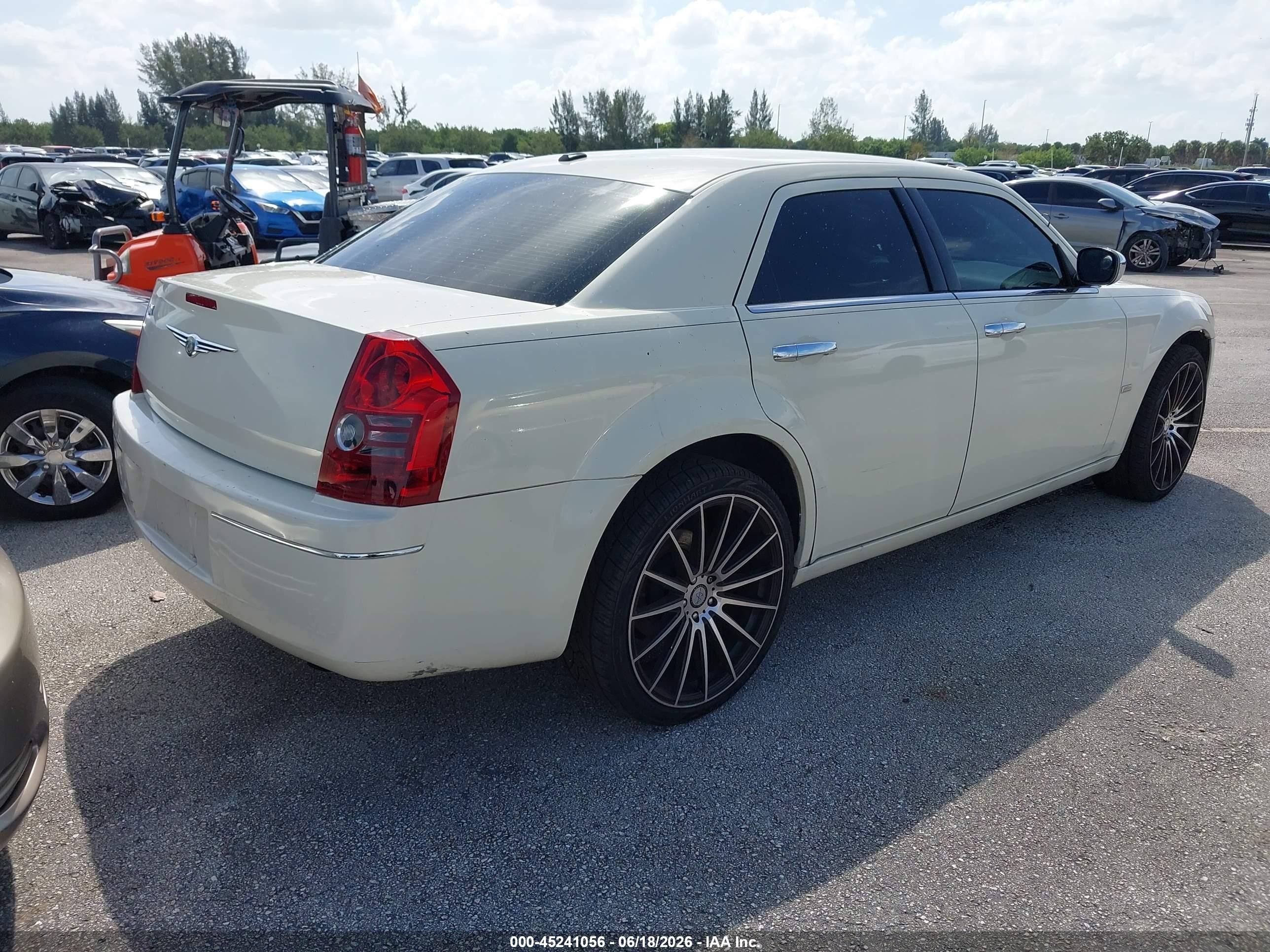 2009 Chrysler 300 Touring/signature Series/executive Series Beige vin: 2C3KA53V19H622999