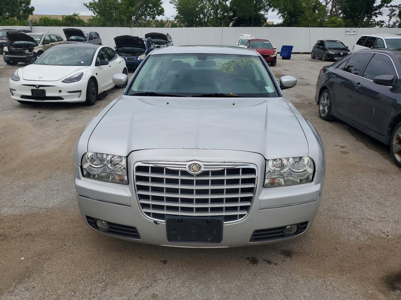 2009 Chrysler 300 Touring Silver vin: 2C3KA53V39H574518