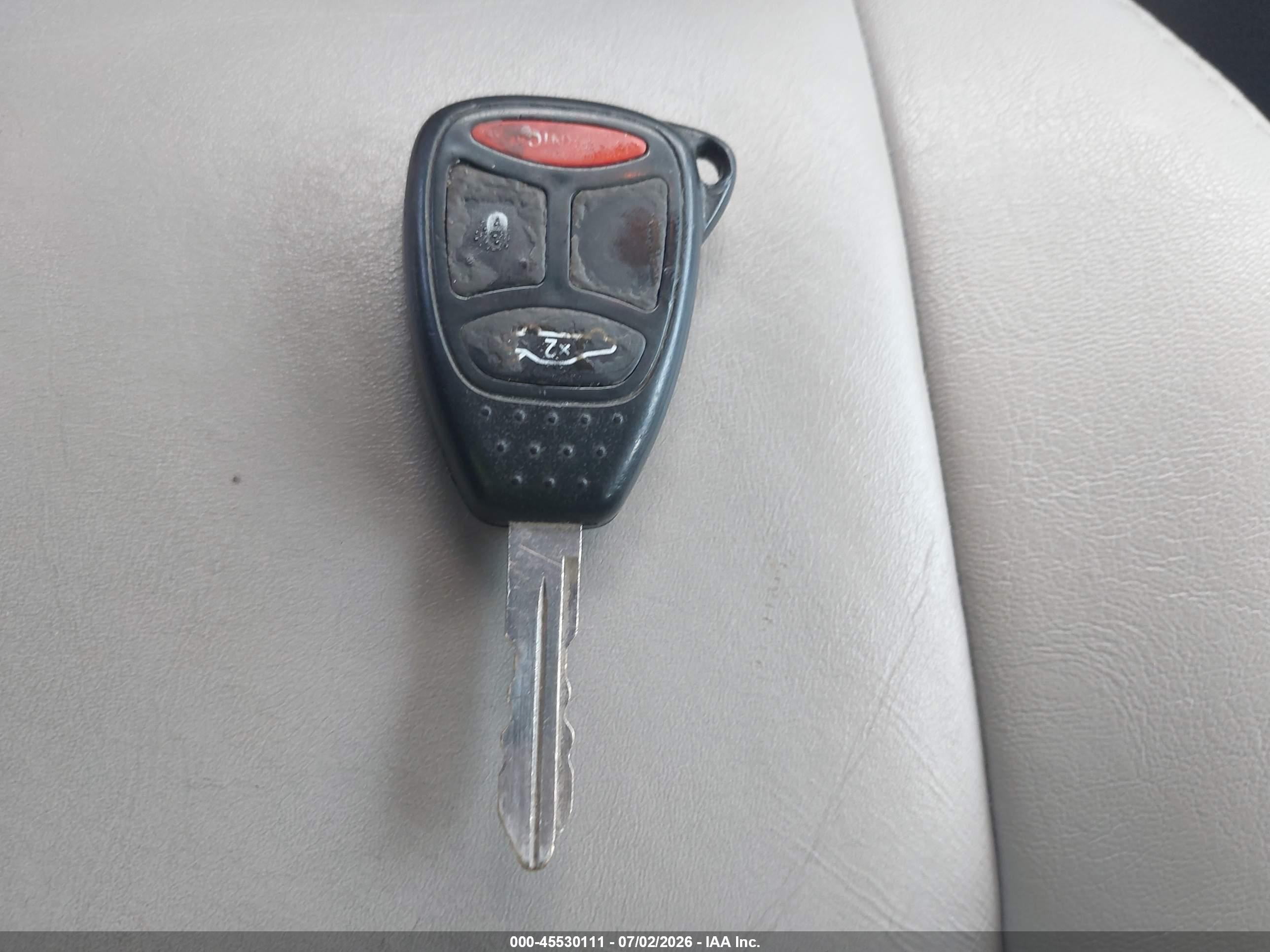 2007 Chrysler 300c   Silver vin: 2C3KA63H07H897129